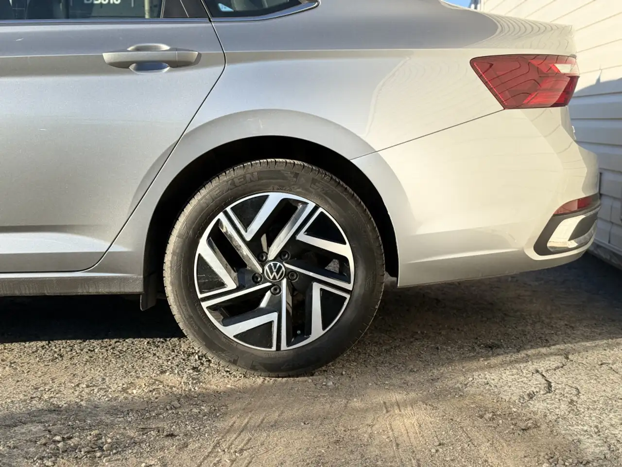 Volkswagen Jetta снимка Volkswagen Jetta