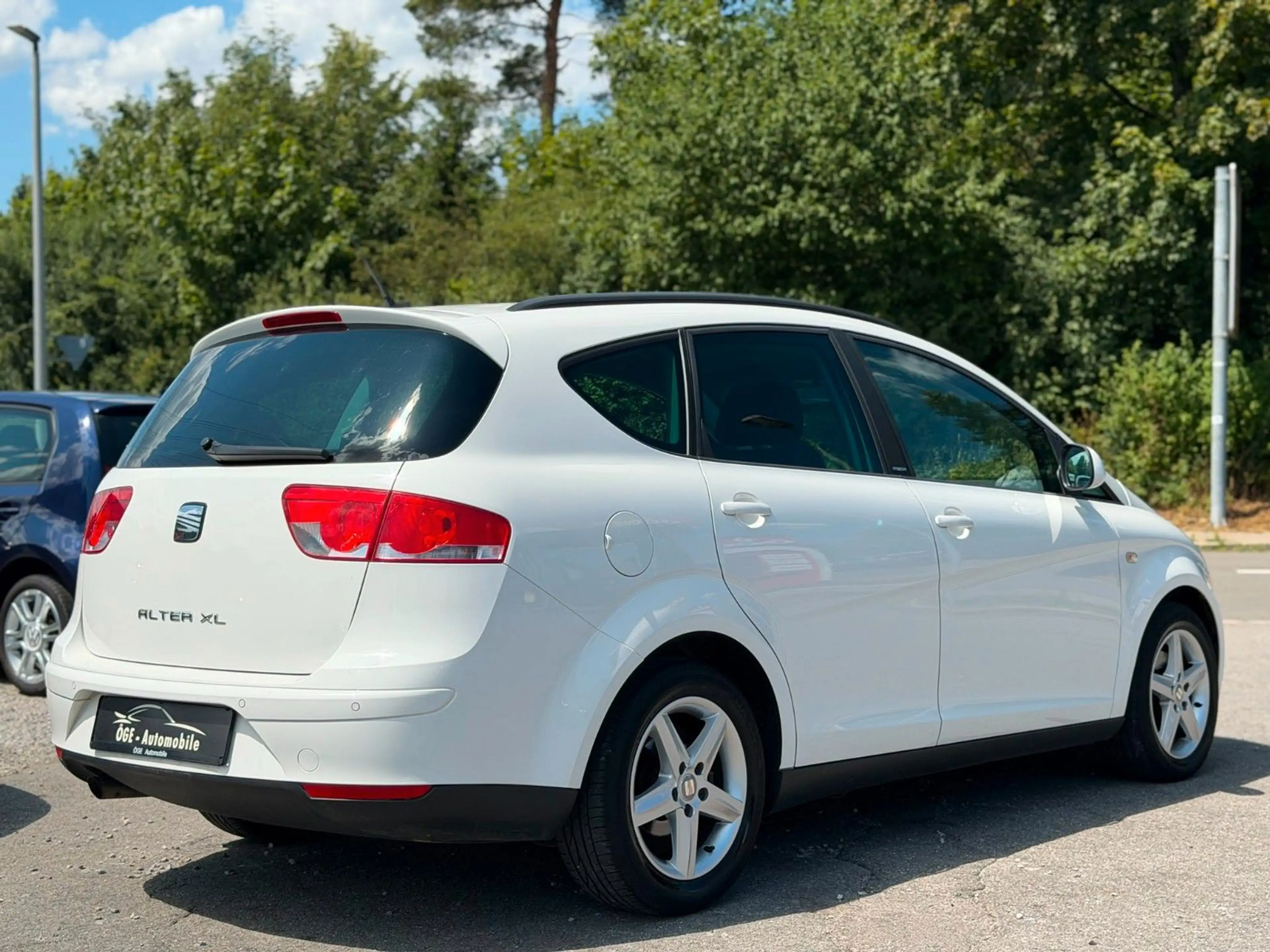 SEAT Altea XL 1.6 TDI 4You AUTOMATIK/NAVI/PDC — photo 9