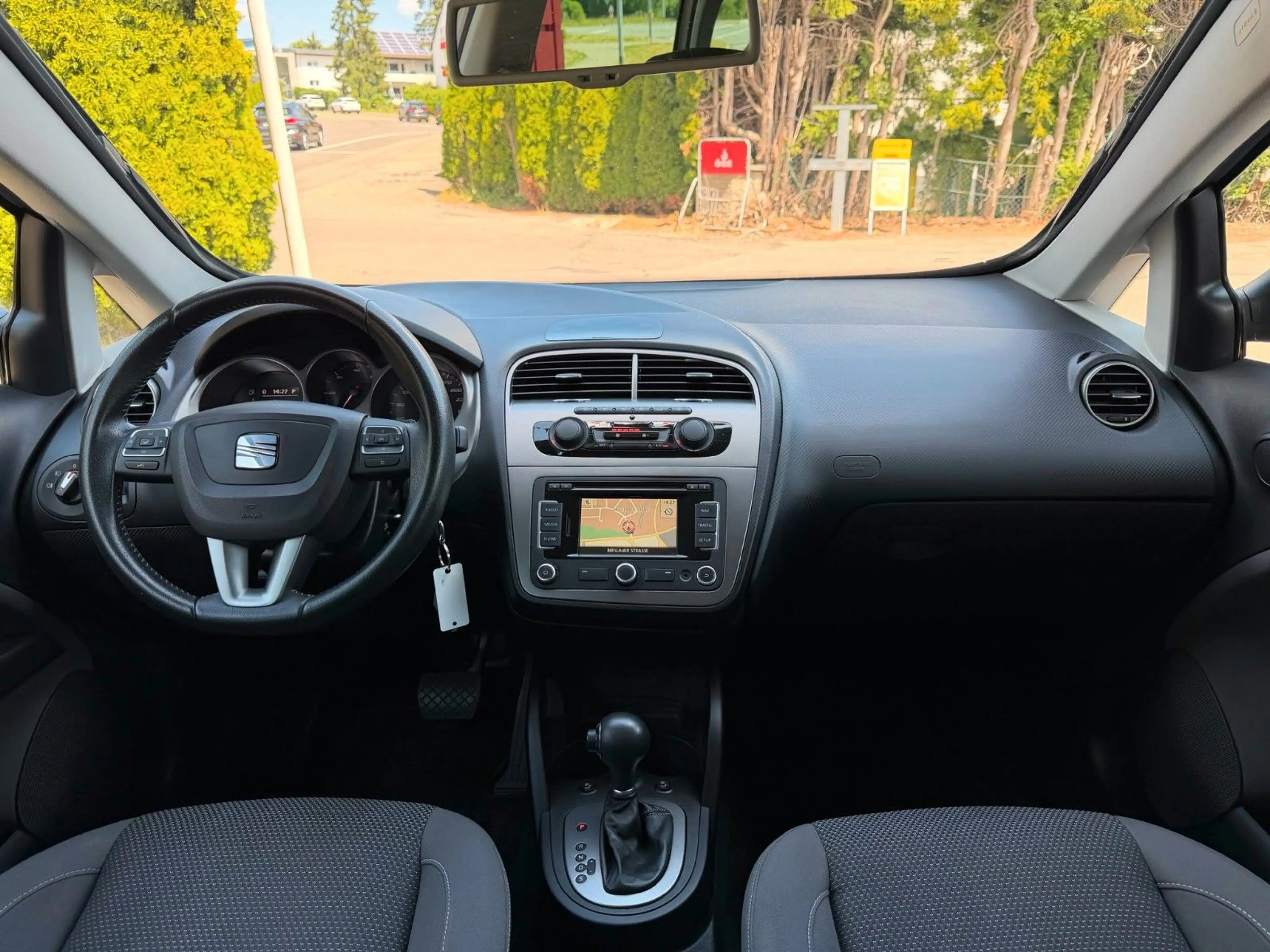 SEAT Altea XL 1.6 TDI 4You AUTOMATIK/NAVI/PDC — photo 14