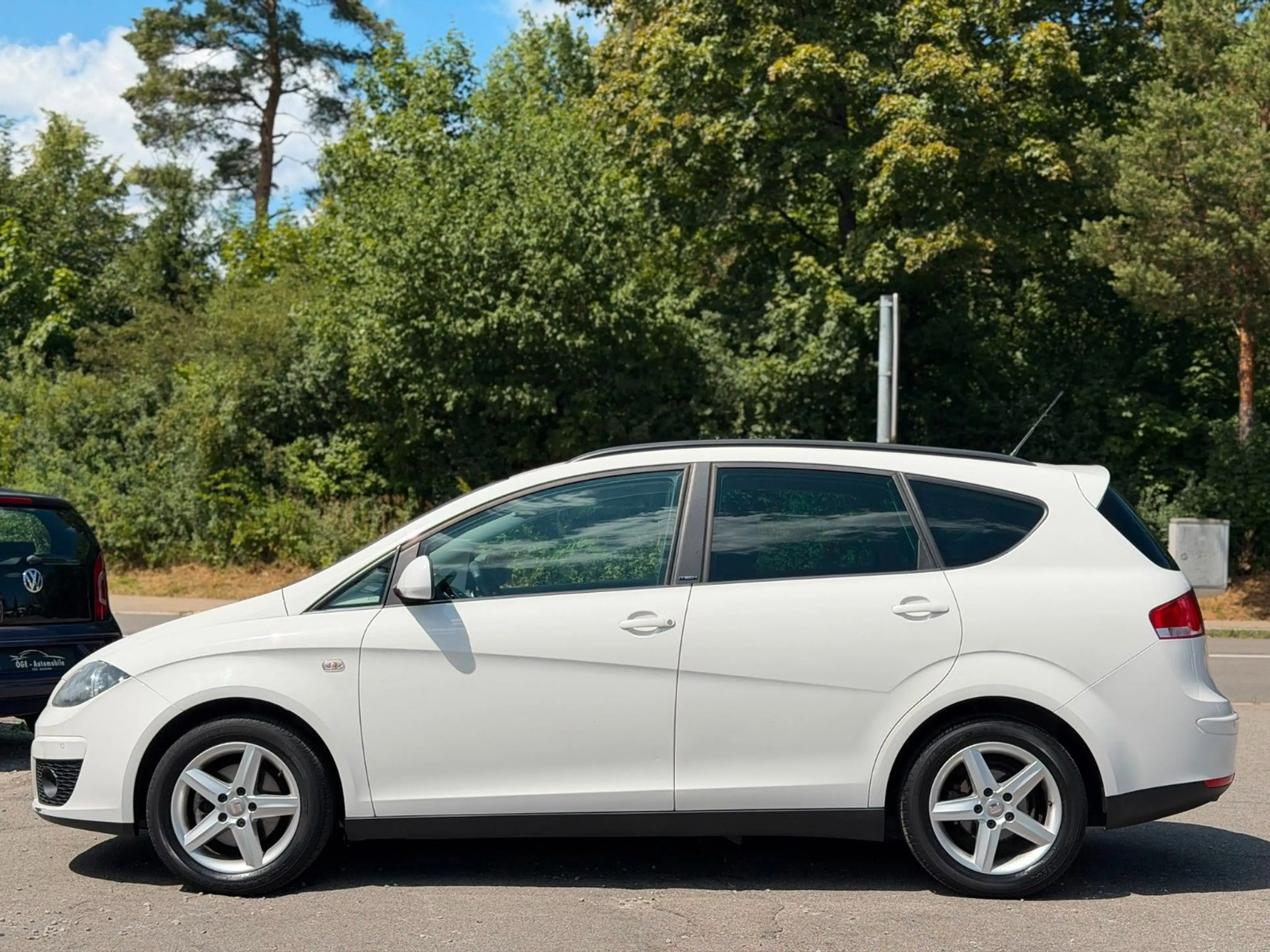 SEAT Altea XL 1.6 TDI 4You AUTOMATIK/NAVI/PDC — photo 6