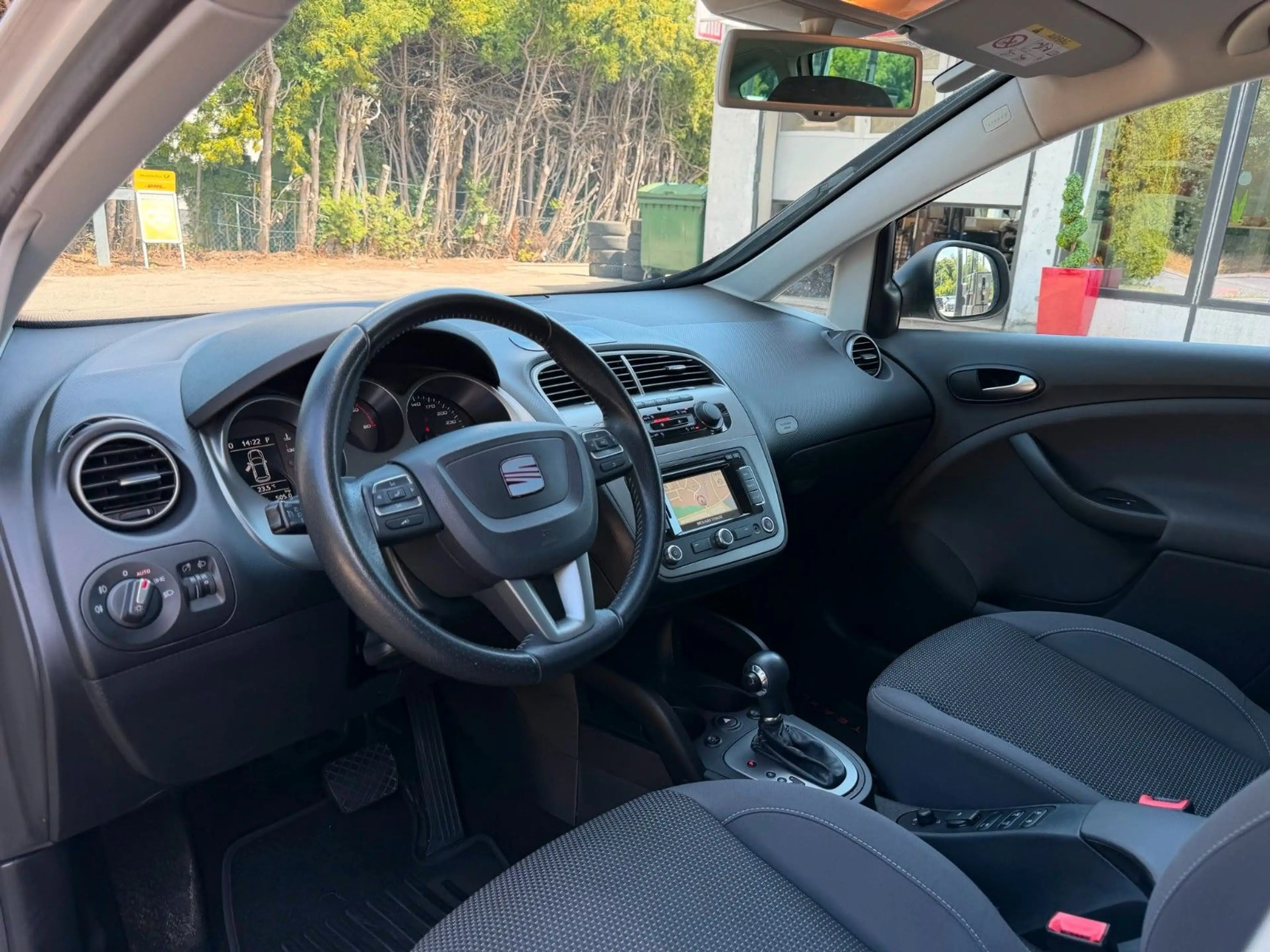 SEAT Altea XL 1.6 TDI 4You AUTOMATIK/NAVI/PDC — photo 8
