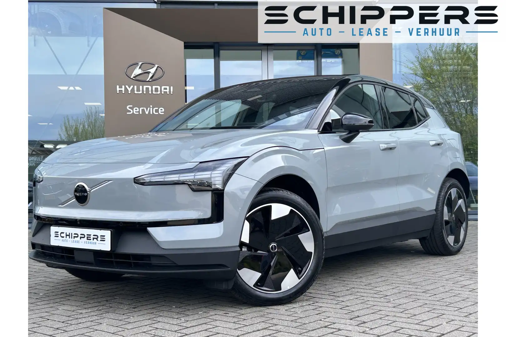 Volvo EX30 Single Motor Extended Range Plus 69 kWh Grijs - 1