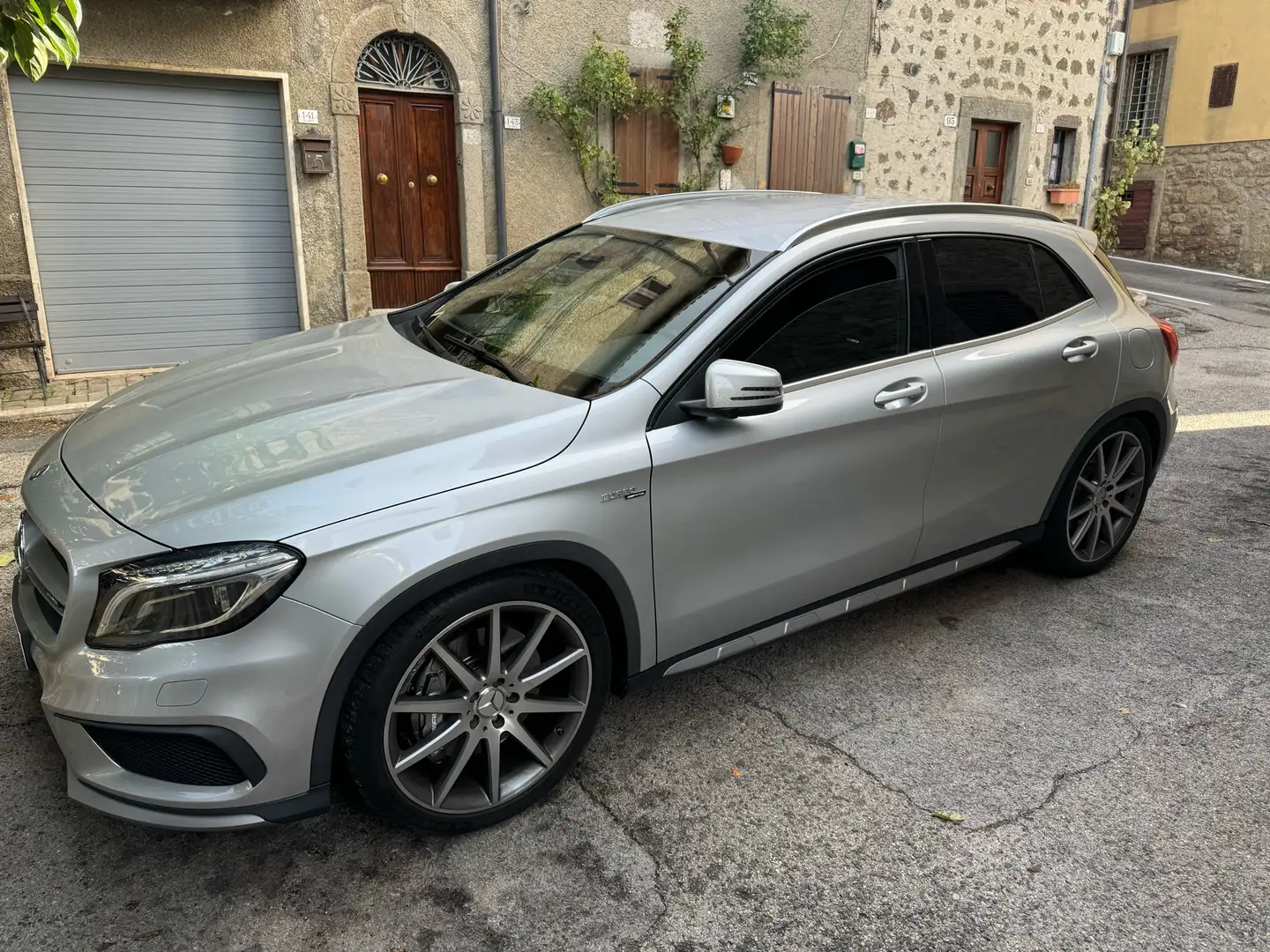 Mercedes-Benz GLA 45 AMG 4matic 381cv auto - 1