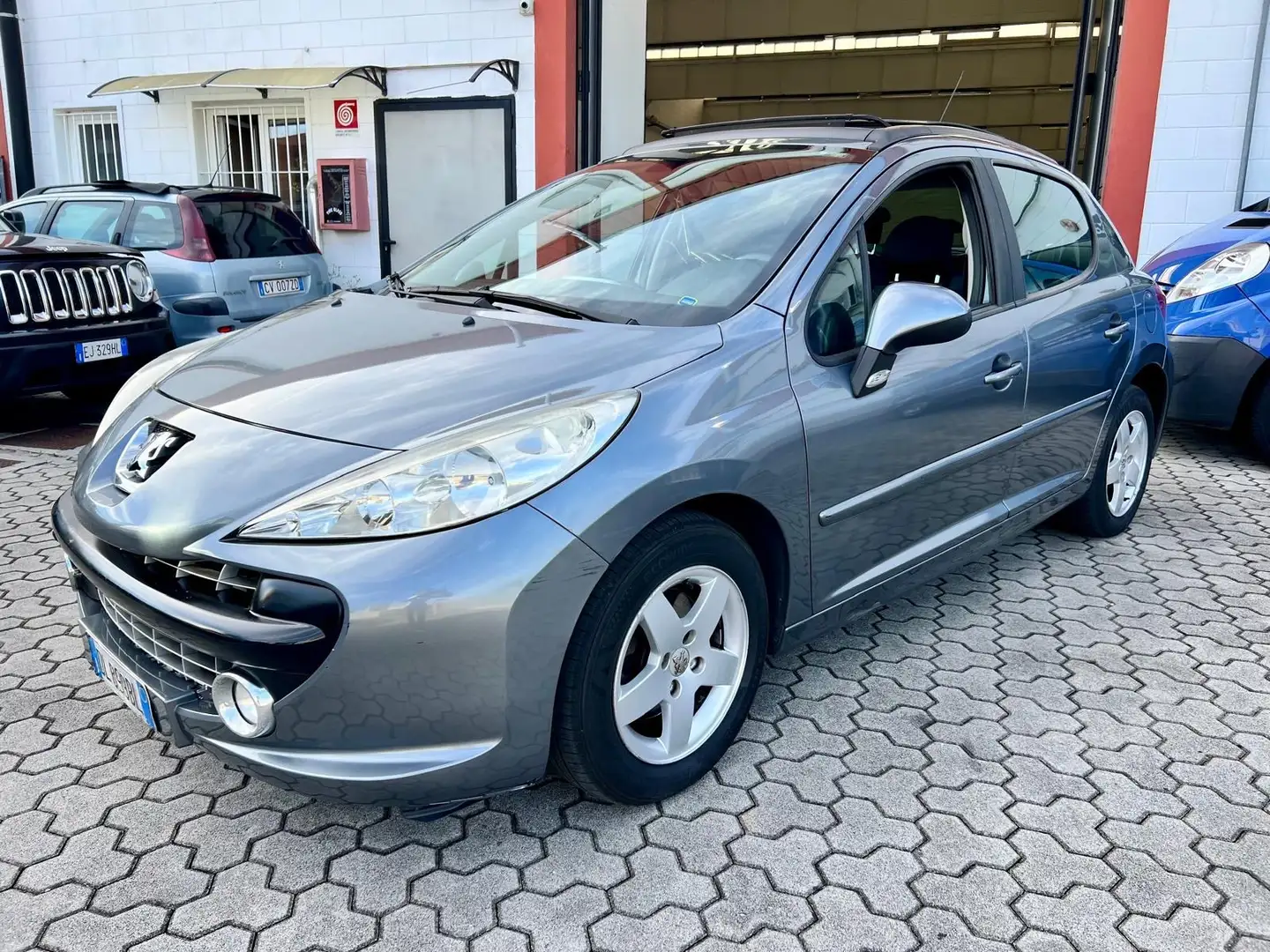 Peugeot 207 5p 1.4 vti 16v XS Easy - 1