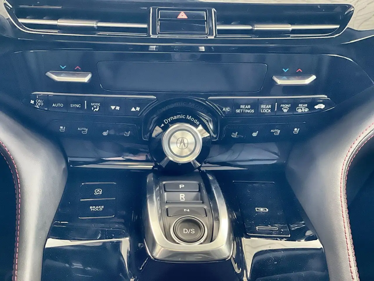Acura MDX снимка Acura MDX