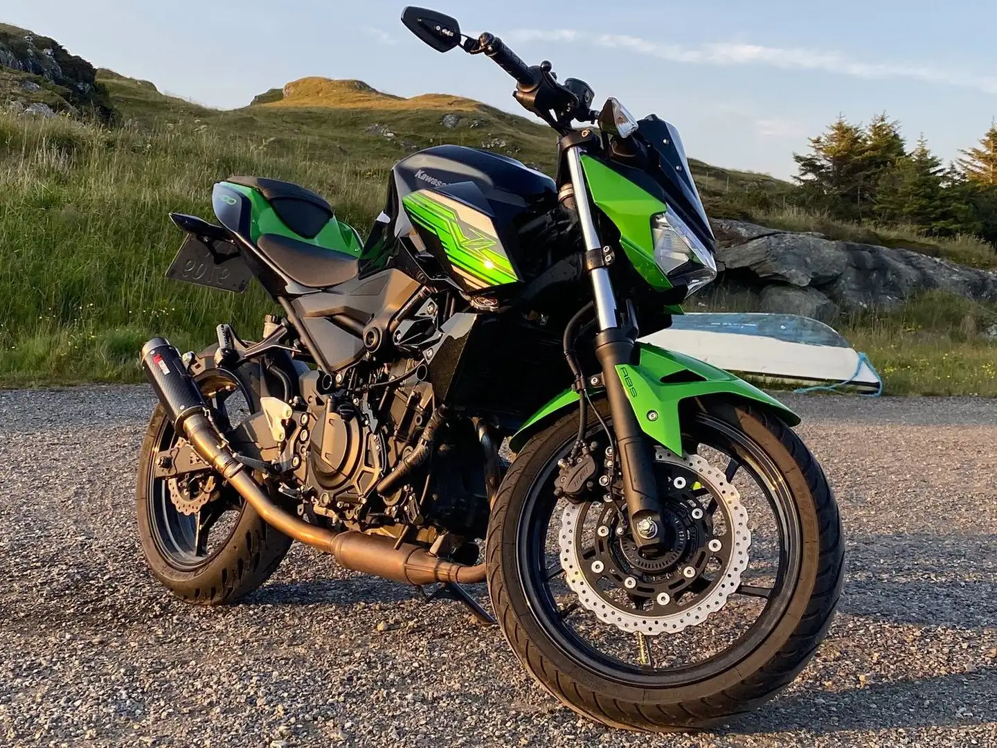 Kawasaki Z 400 Vert - 2