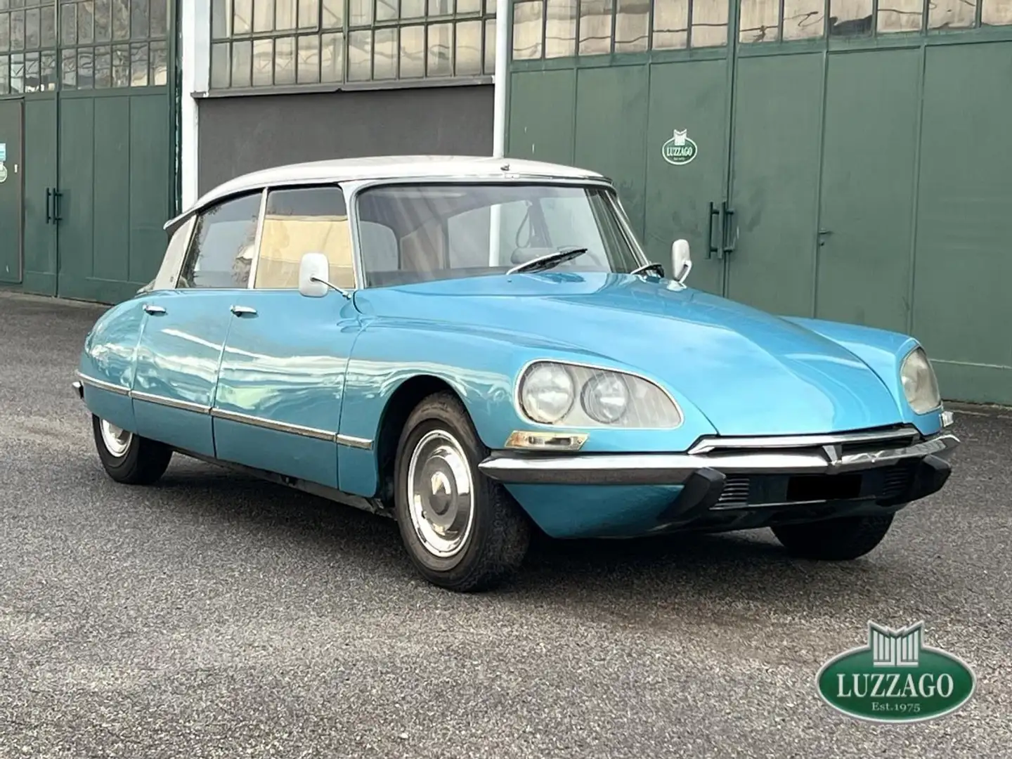 Citroen DS 21 Pallas Blue - 1