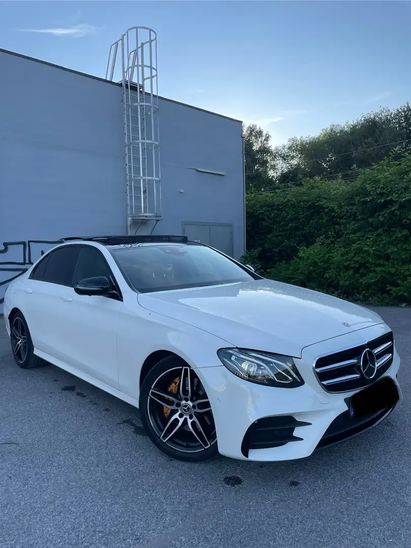 Mercedes-Benz E 220 d Business Solution AMG - 2