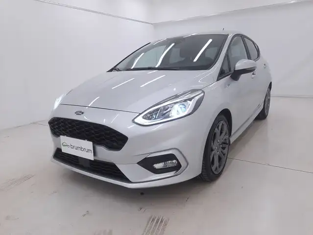 Ford Fiesta view 9