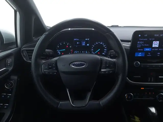 Ford Fiesta view 11