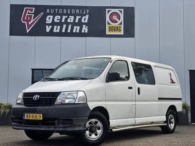 Toyota Hiace 2.5 D-4D LWB Comfort 4WD DC TREKHAAK AIRCO