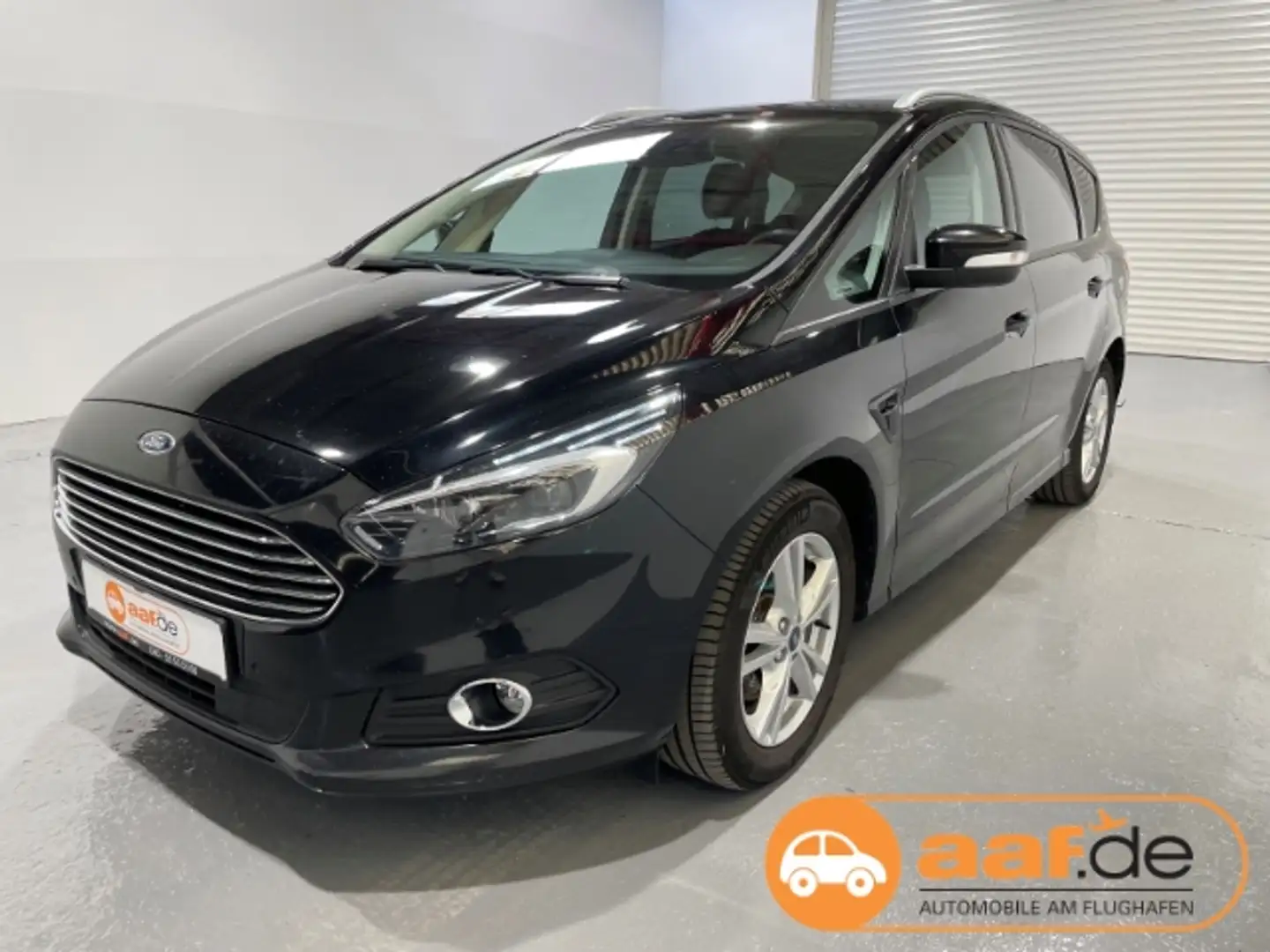 Ford S-Max 2.0 EcoBlue Business Automatik EU6d-T LED Navi Fekete - 1