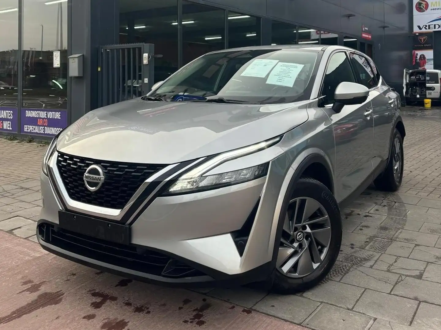 Nissan Qashqai BUSINESS EDITION XT Sedan Gris - 1