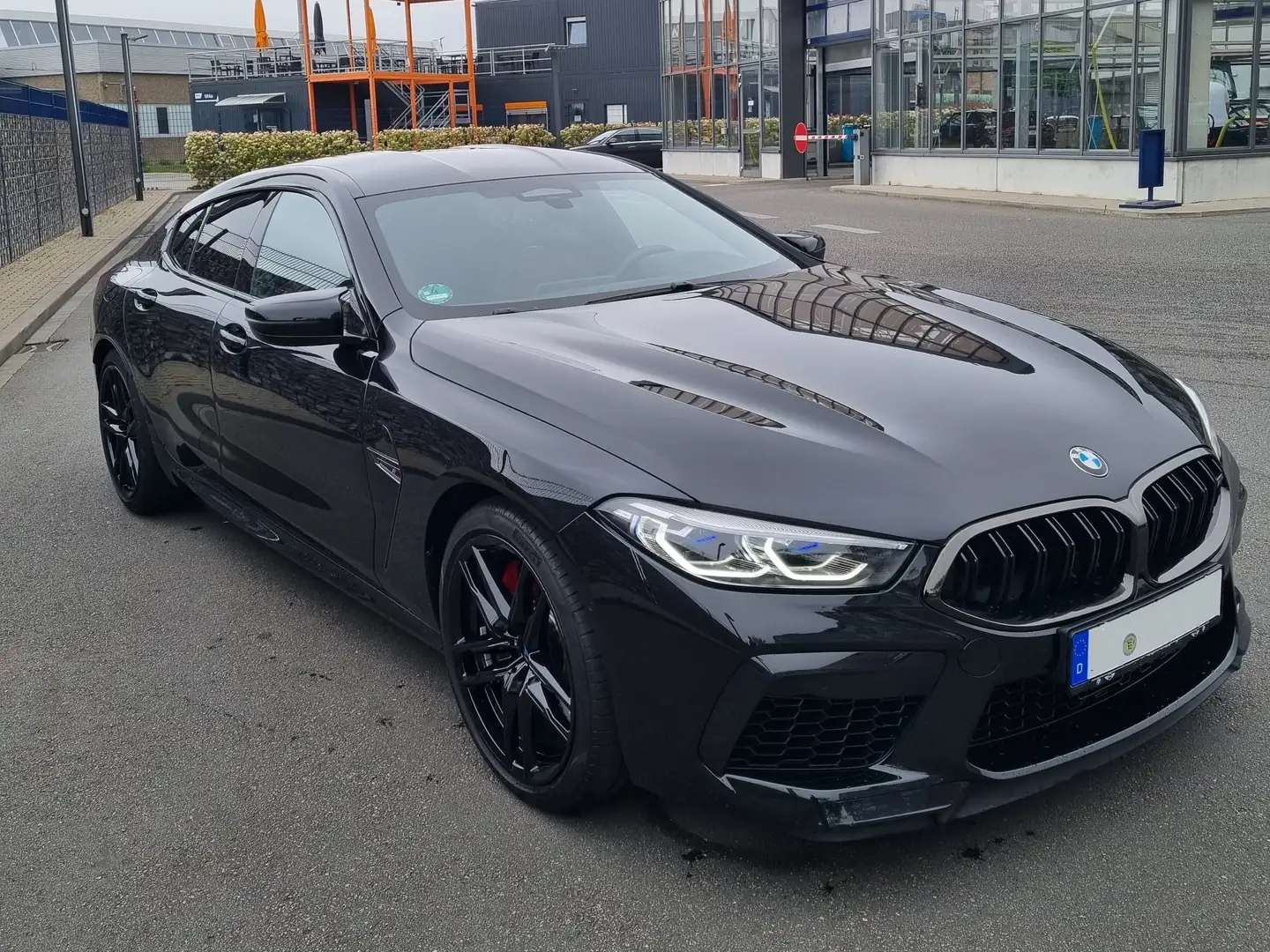 BMW M8 M8 Competition Gran Coupe Schwarz - 1