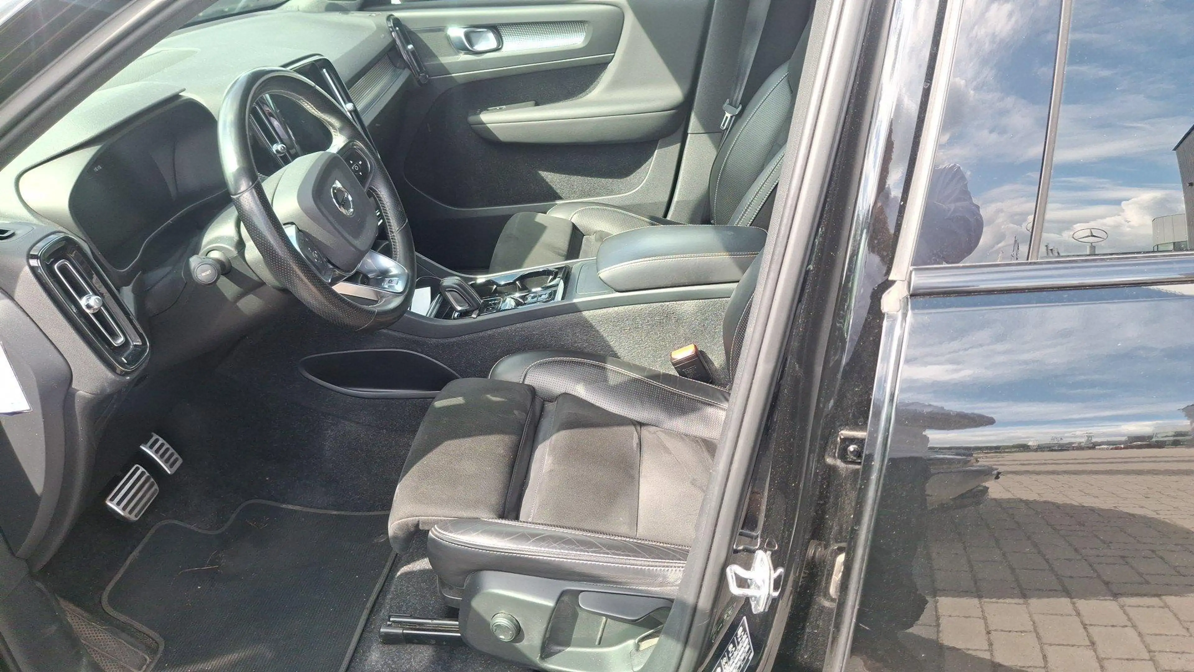 Volvo XC40 1.5 T3 Inscription — photo 8