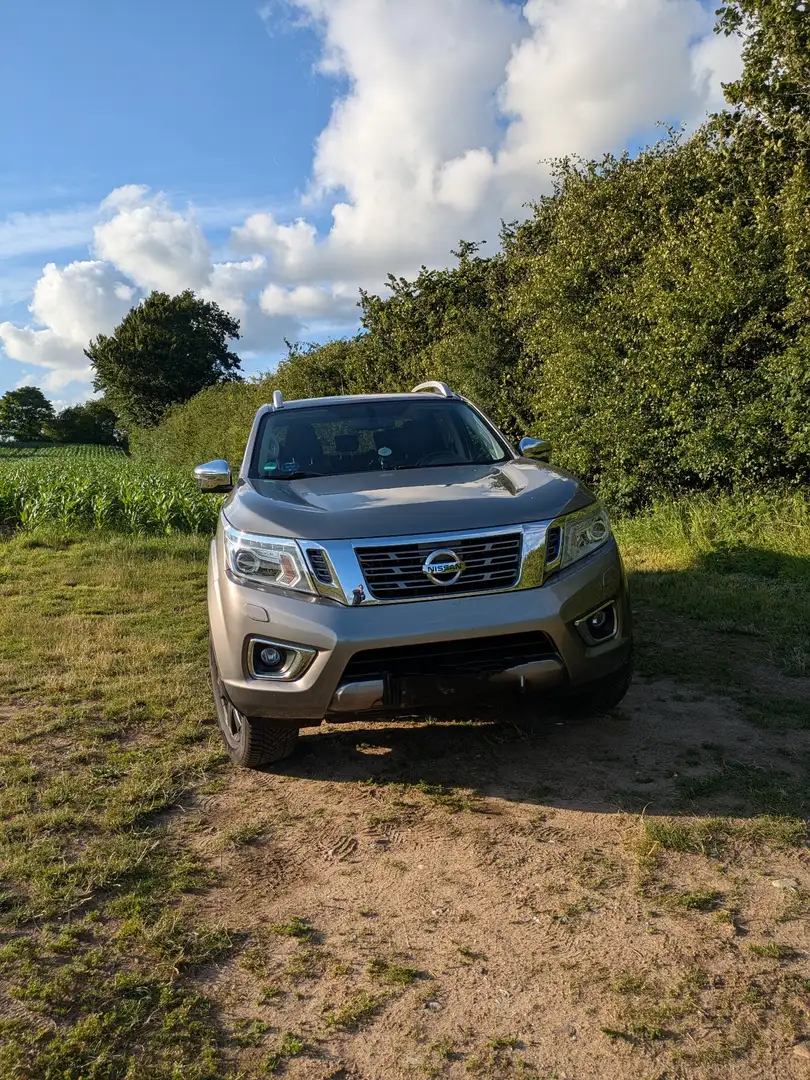Nissan Navara DC 4x4 Autm. EU6 Tekna - 2