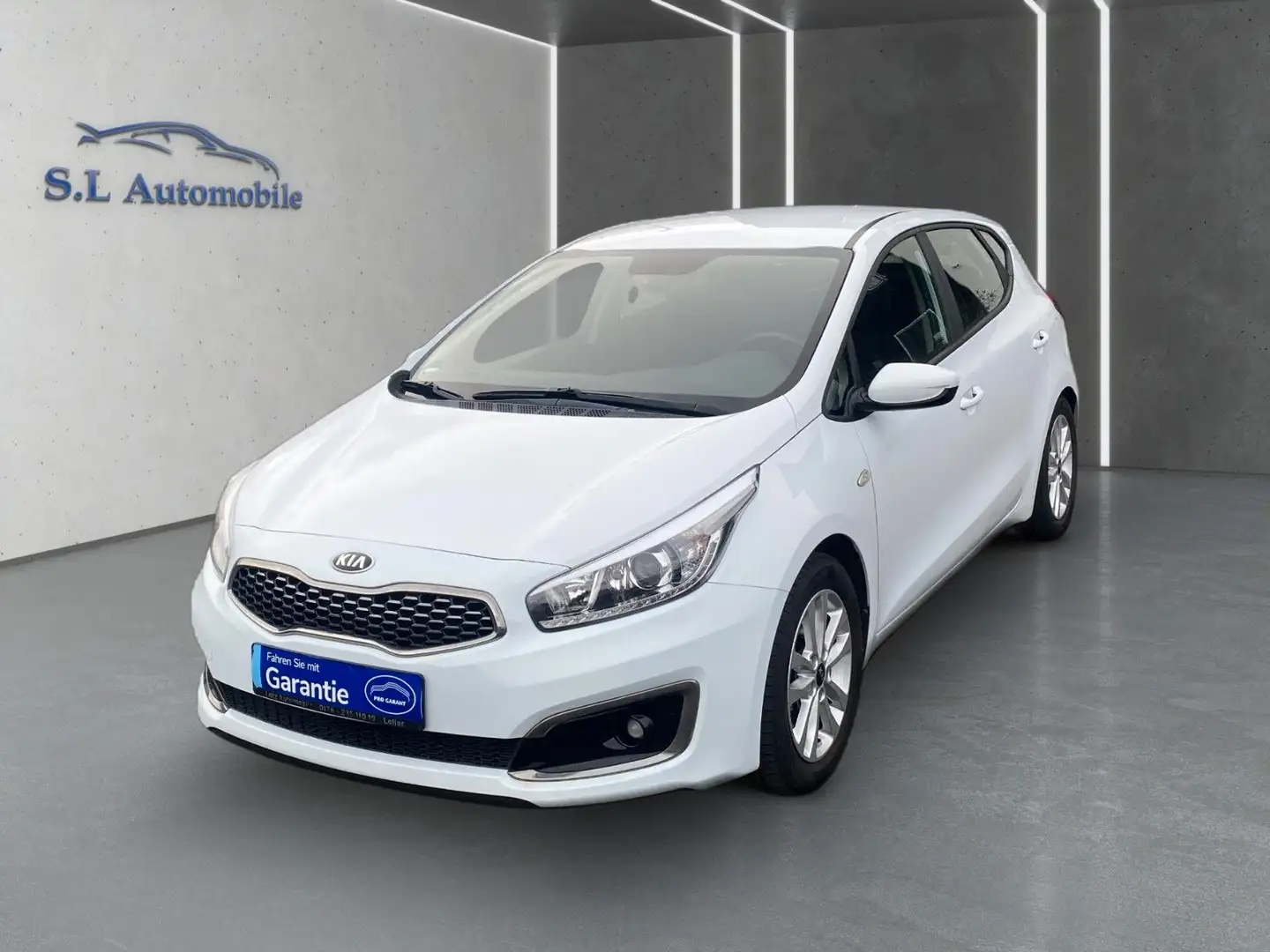 Kia Ceed / cee'd Ceed Edition 7 Wagen Nr.:116 Weiß - 1