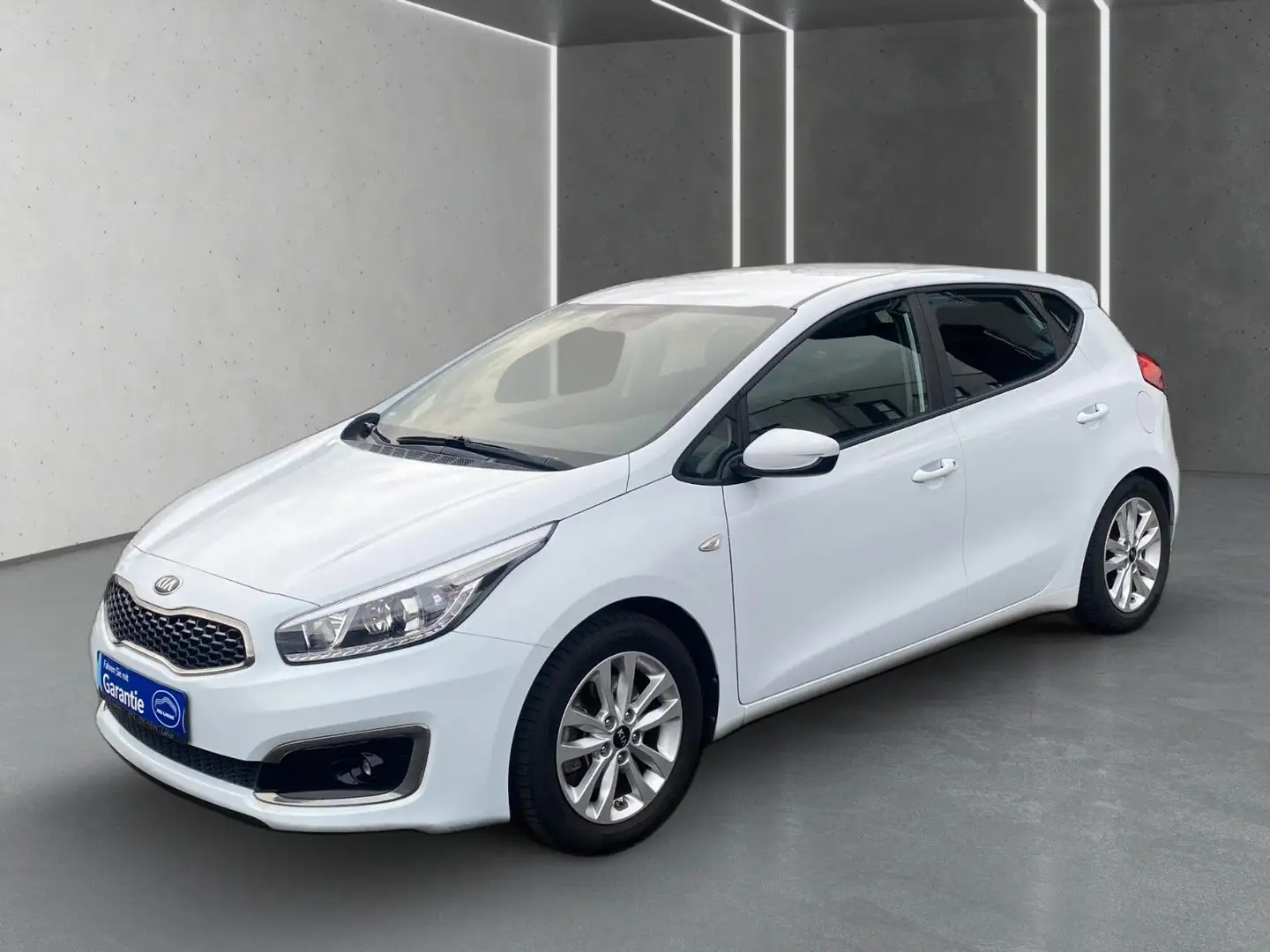 Kia Ceed / cee'd Ceed Edition 7 Wagen Nr.:116 Weiß - 2