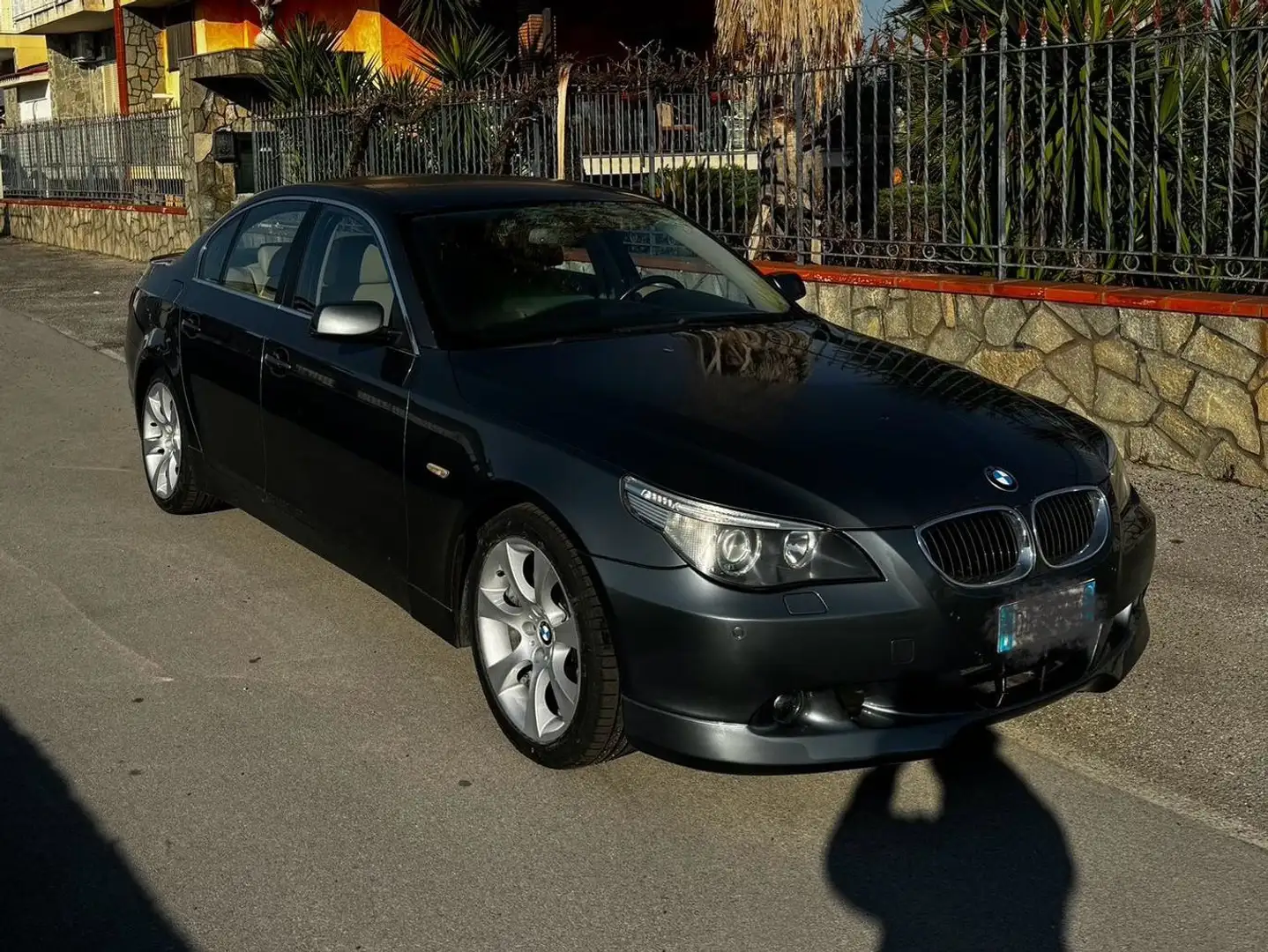 BMW 530 530i Futura 258cv Grigio - 2