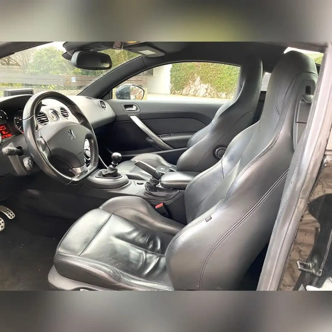 Peugeot RCZ RCZ 1.6 200 THP Schwarz - 2