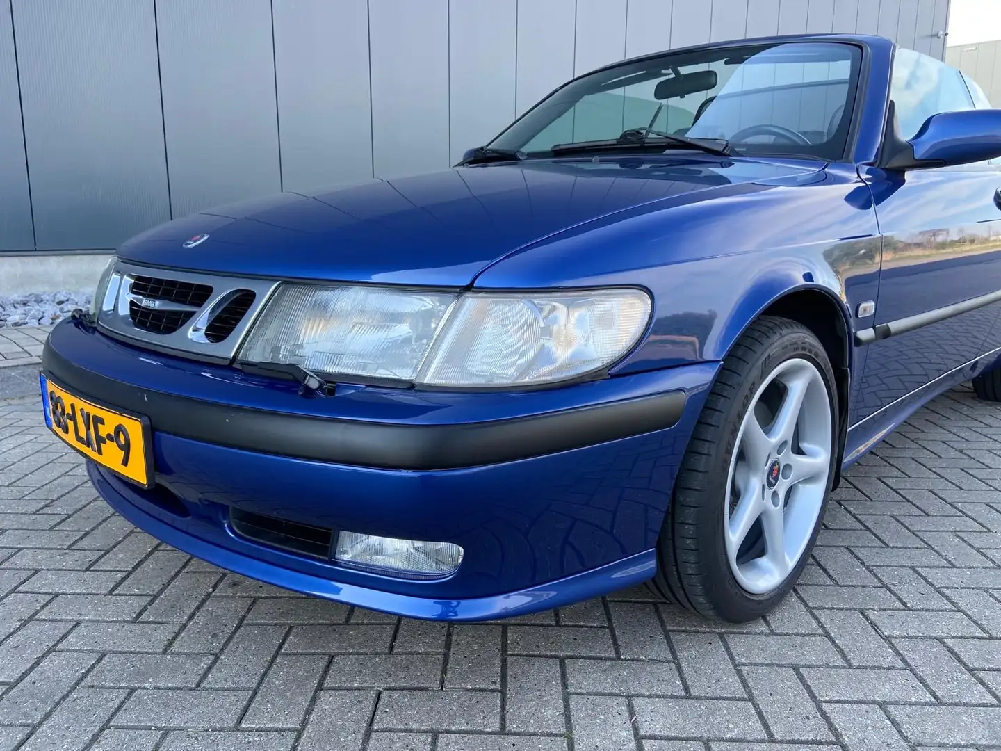 Saab 9-3 2.0 T Cabrio 2004 150pk zeer mooi Cosmic Blue Blauw - 2
