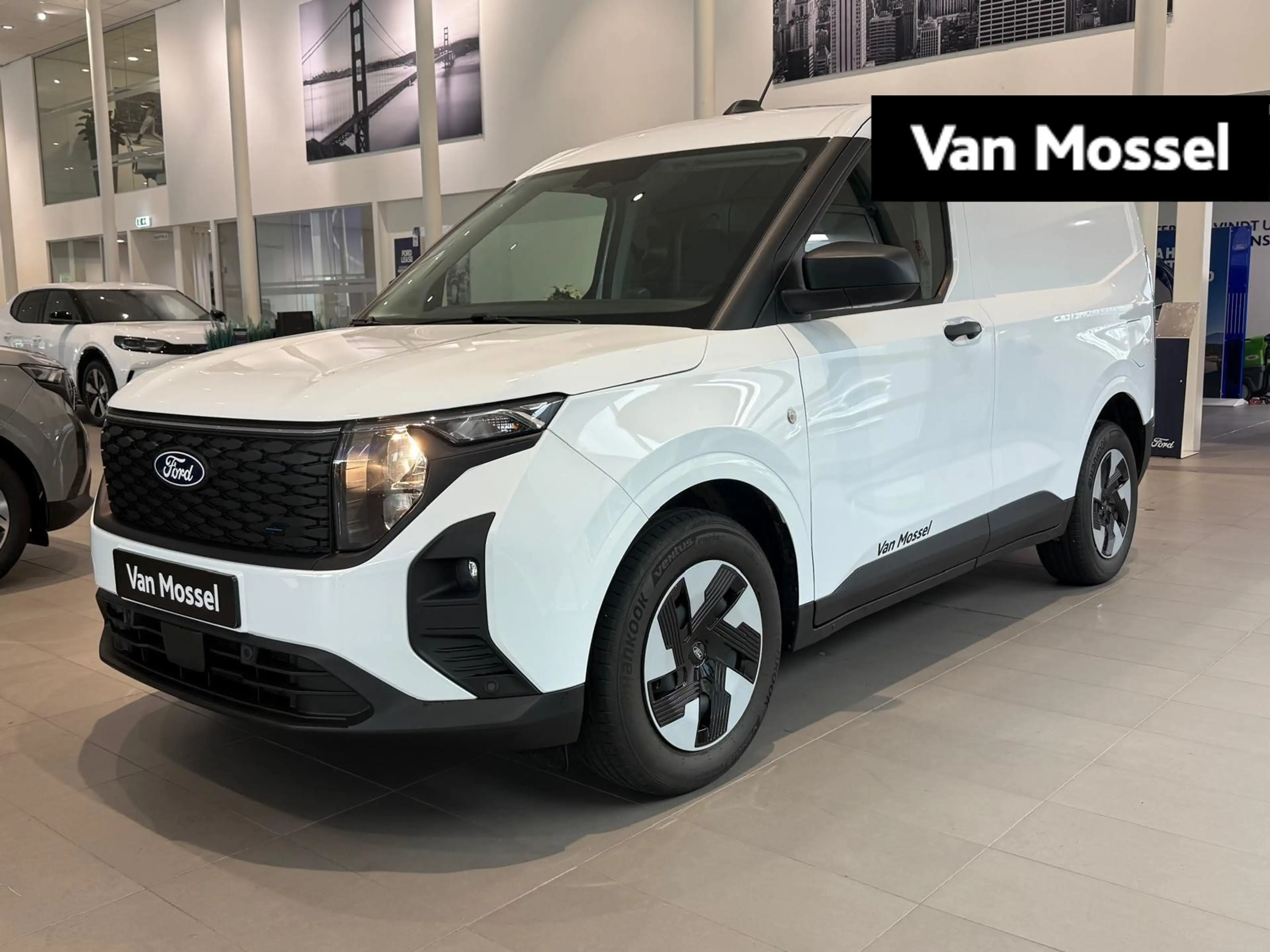 Ford Transit Courier E-Transit Trend | VANAF €24.545,- !!! |  ACHTERUIT