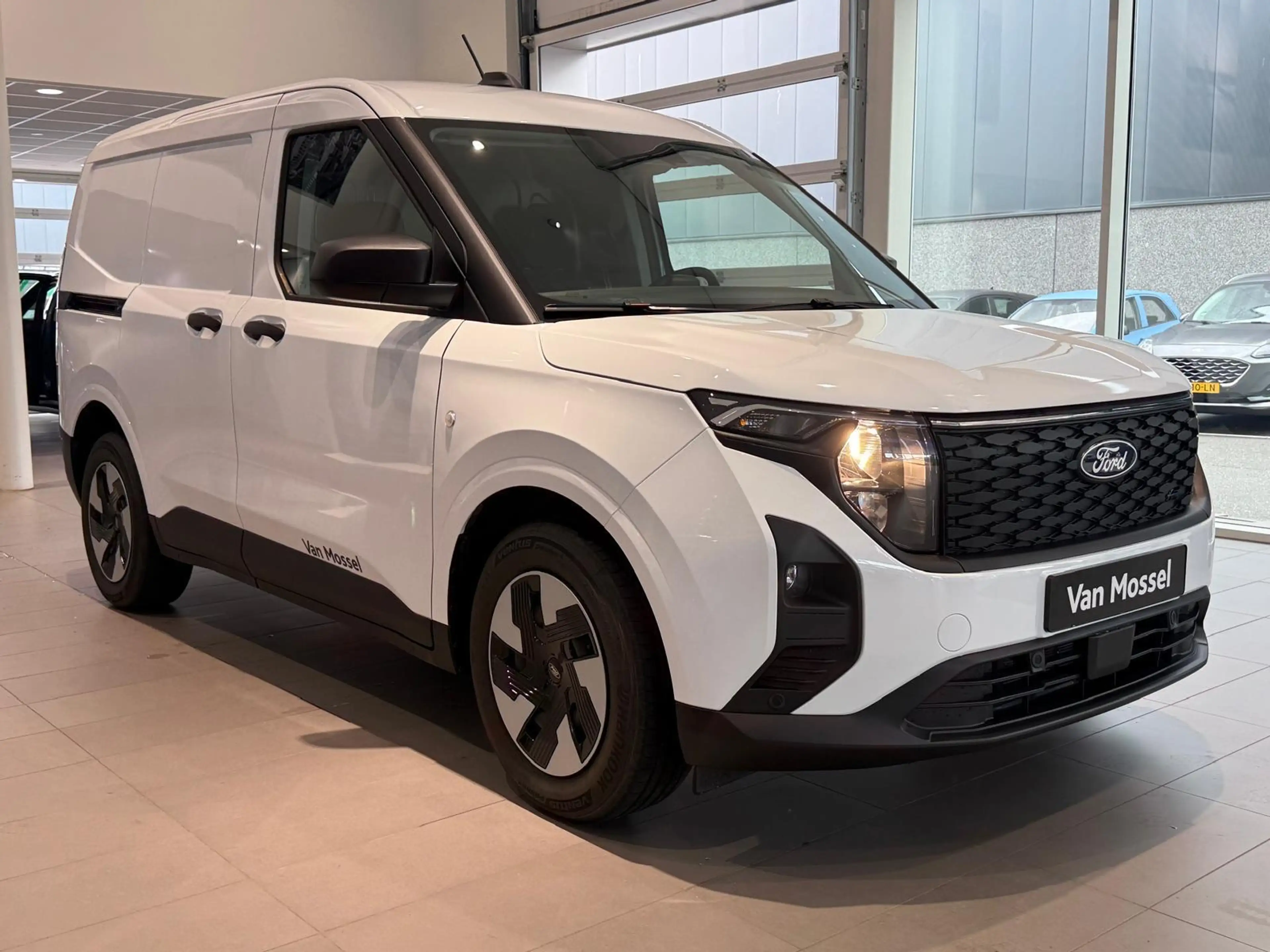 Ford Transit Courier E-Transit Trend | VANAF €24.545,- !!! | ACHTERUIT — photo 6