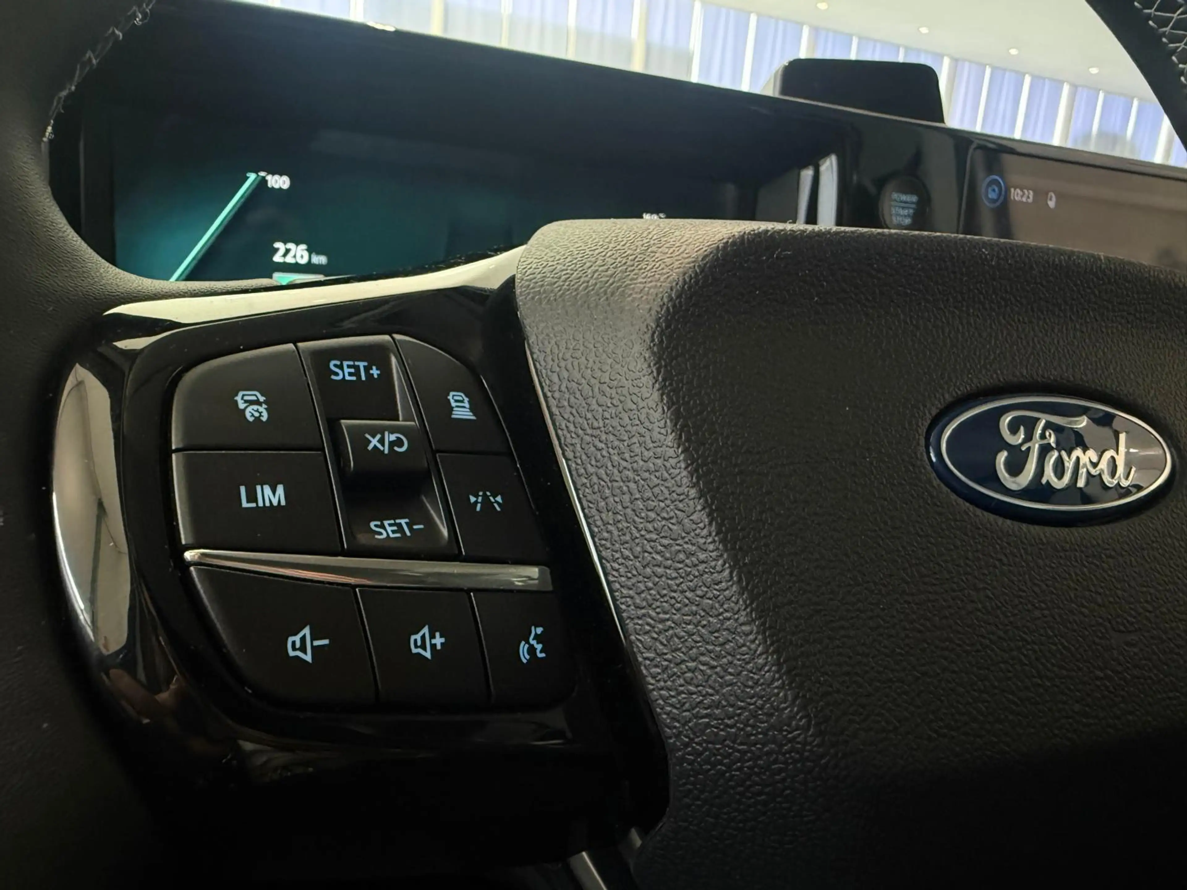 Ford Transit Courier E-Transit Trend | VANAF €24.545,- !!! | ACHTERUIT — photo 15