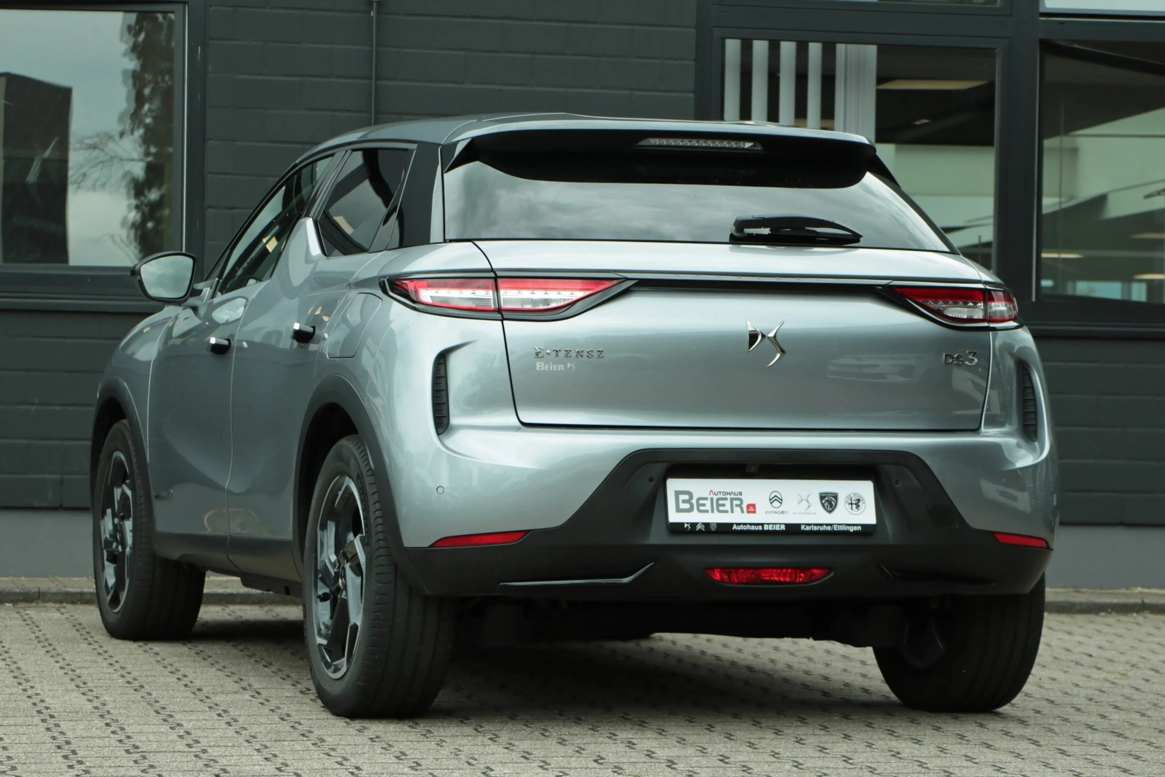 DS Automobiles DS 3 Crossback DS3 Crossback E-Tense Performance Line Navi/ Sitzh — photo 3