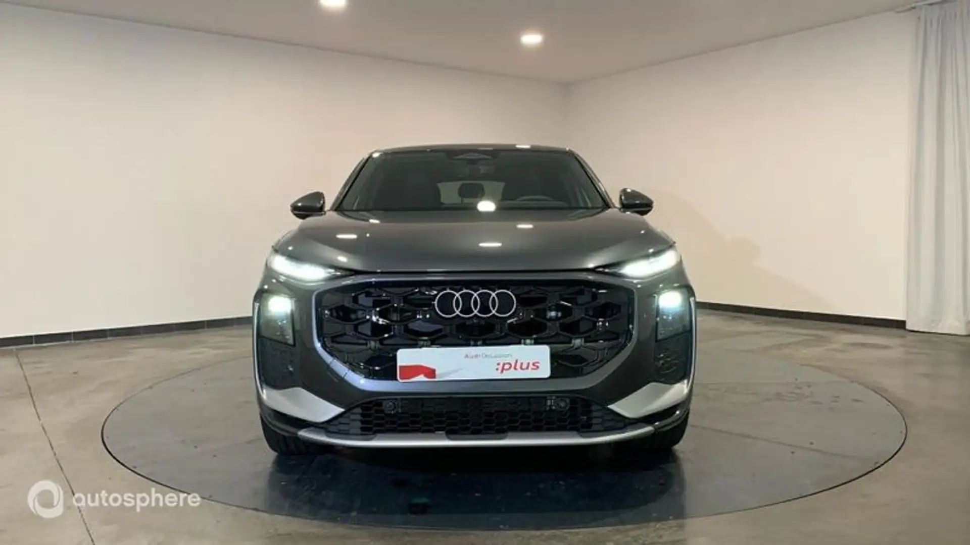 Audi Q3 1.5 e-hybrid 272ch S line S tronic 6 - 2