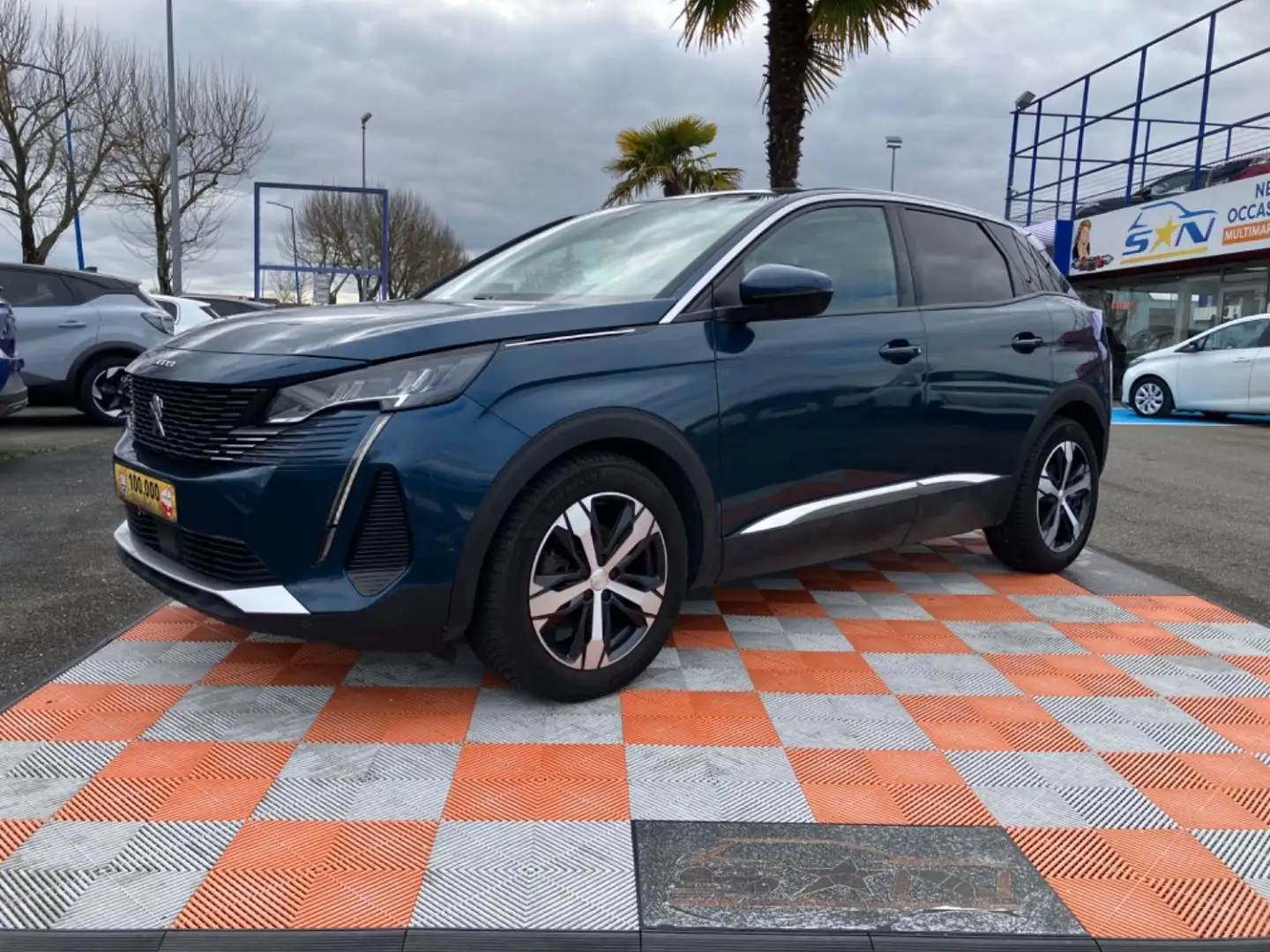 Peugeot 3008 BlueHDi 130 EAT8 ALLURE Grip Bleu - 1