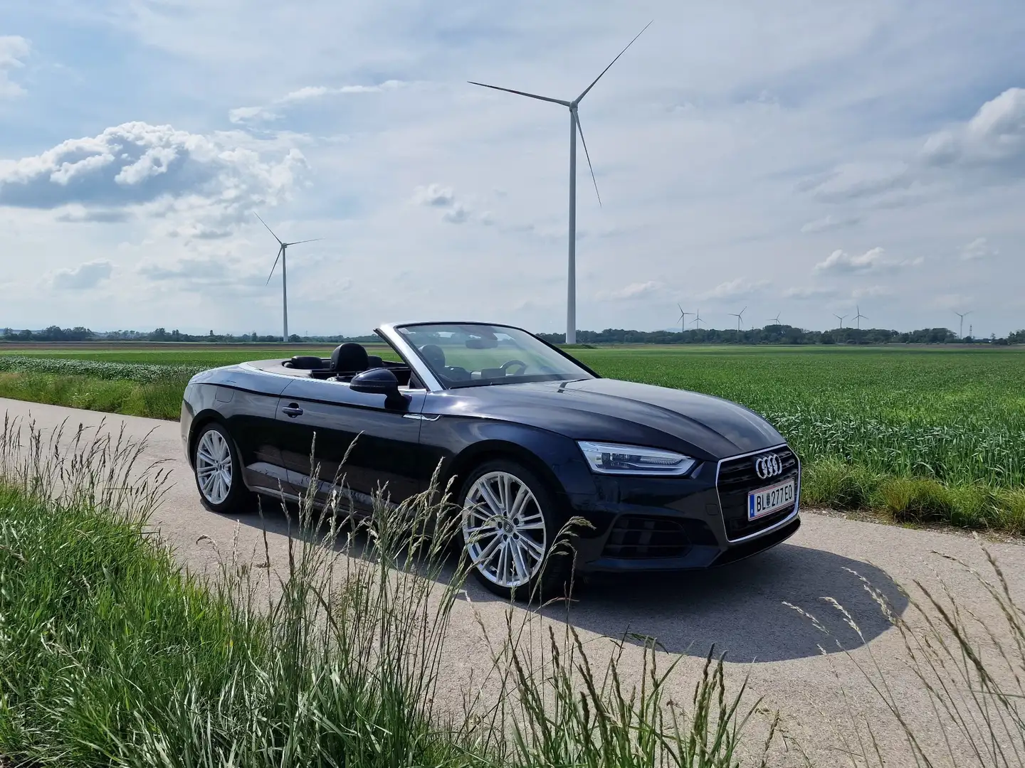 Audi A5 Cabrio 2.0 TFSI Schwarz - 1