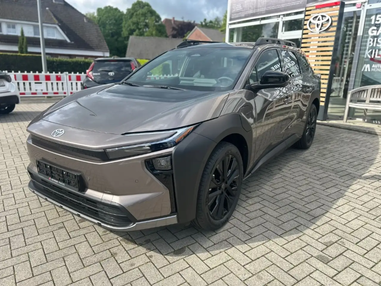 Toyota bZ4X Touring Lounge 4WD 75kwh Leder Pano Matrix 7