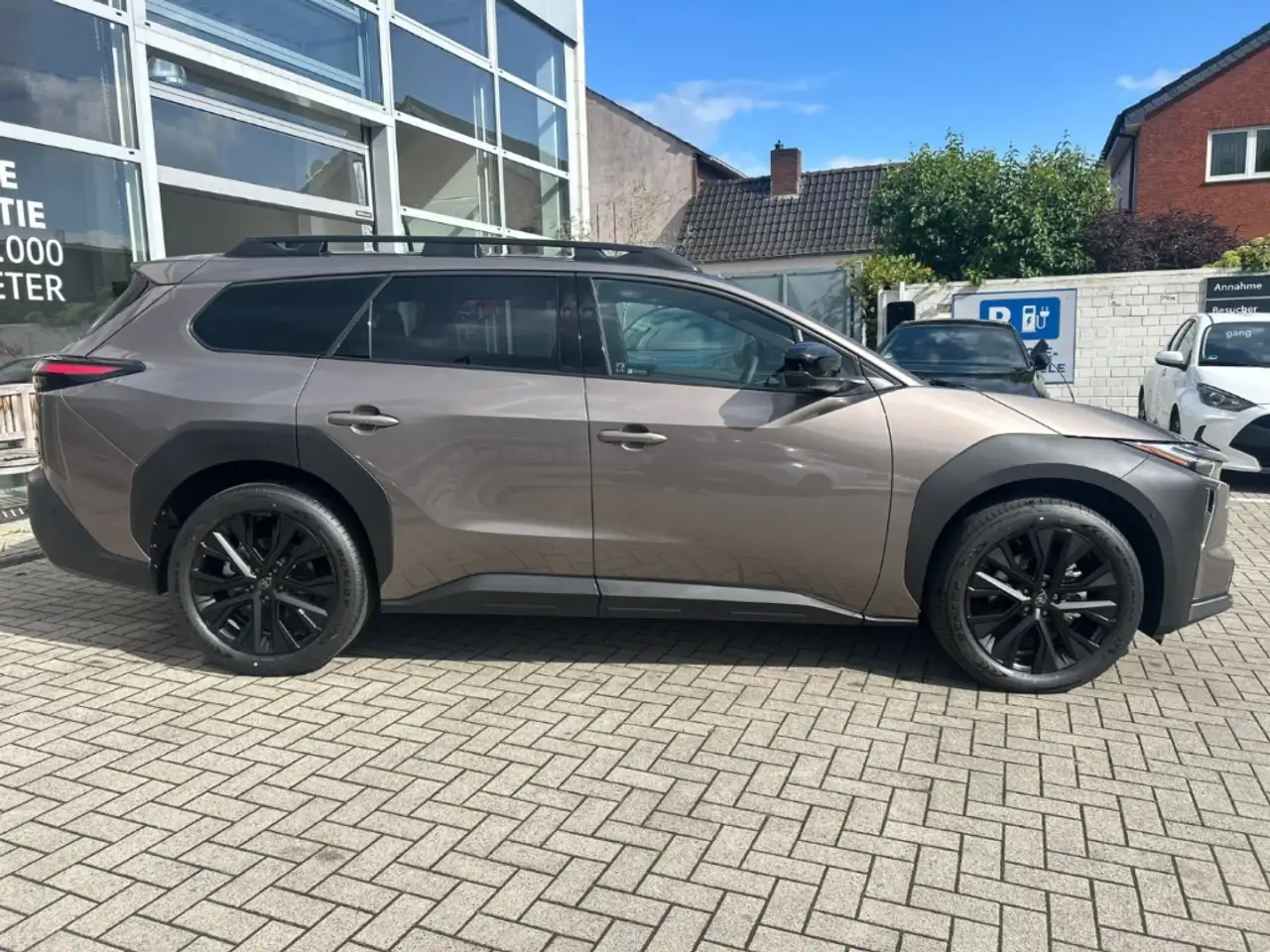 Toyota bZ4X Touring Lounge 4WD 75kwh Leder Pano Matrix 2