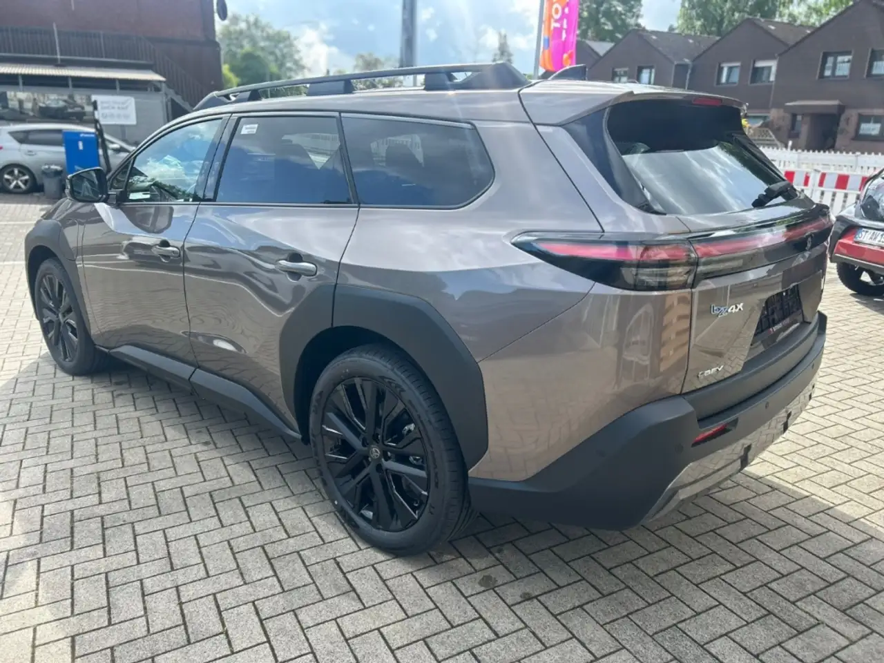 Toyota bZ4X Touring Lounge 4WD 75kwh Leder Pano Matrix 5