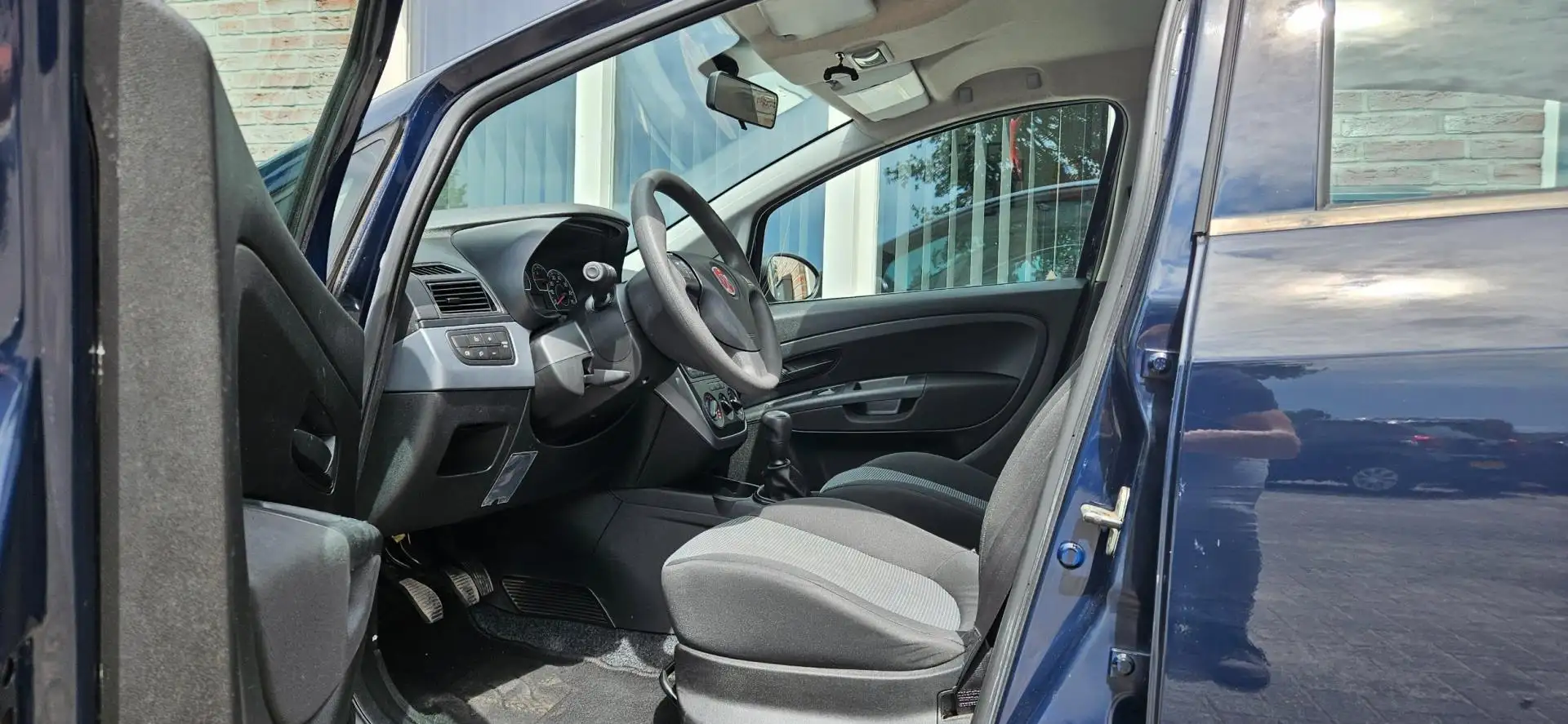 Fiat Grande Punto 1.3 M-Jet Actual NAP! Nette Auto! Airco! Nieuwe Ap Bleu - 2