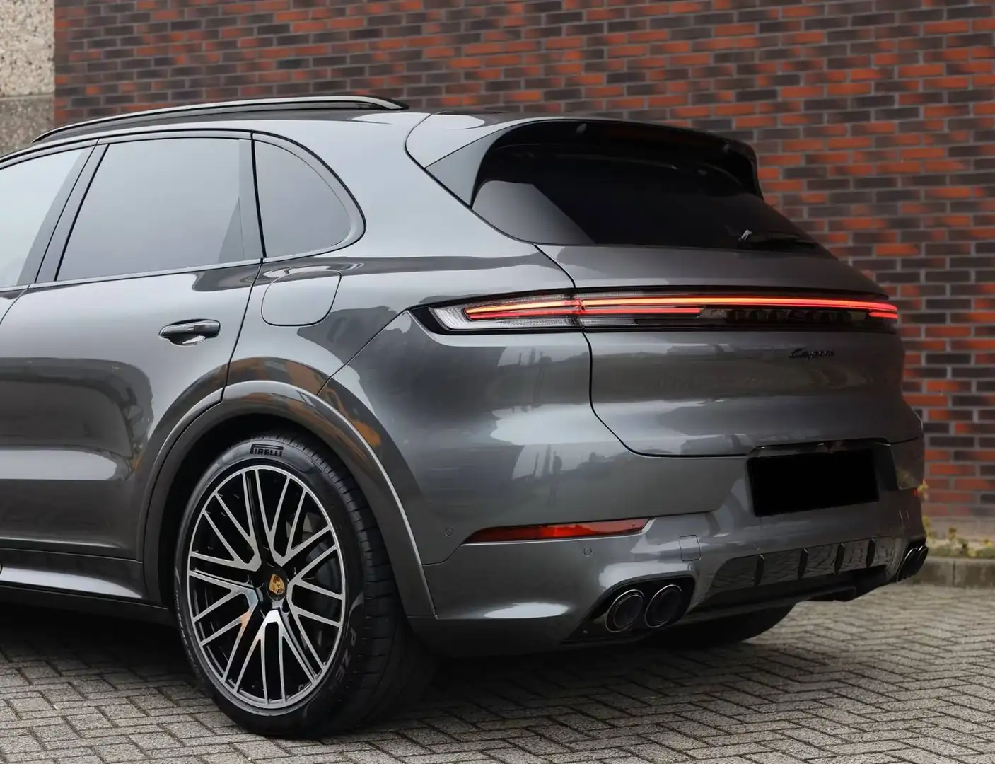 Porsche Cayenne Cayenne III E-Hybrid PHEV 21,8 kWh Aut. Grau - 1