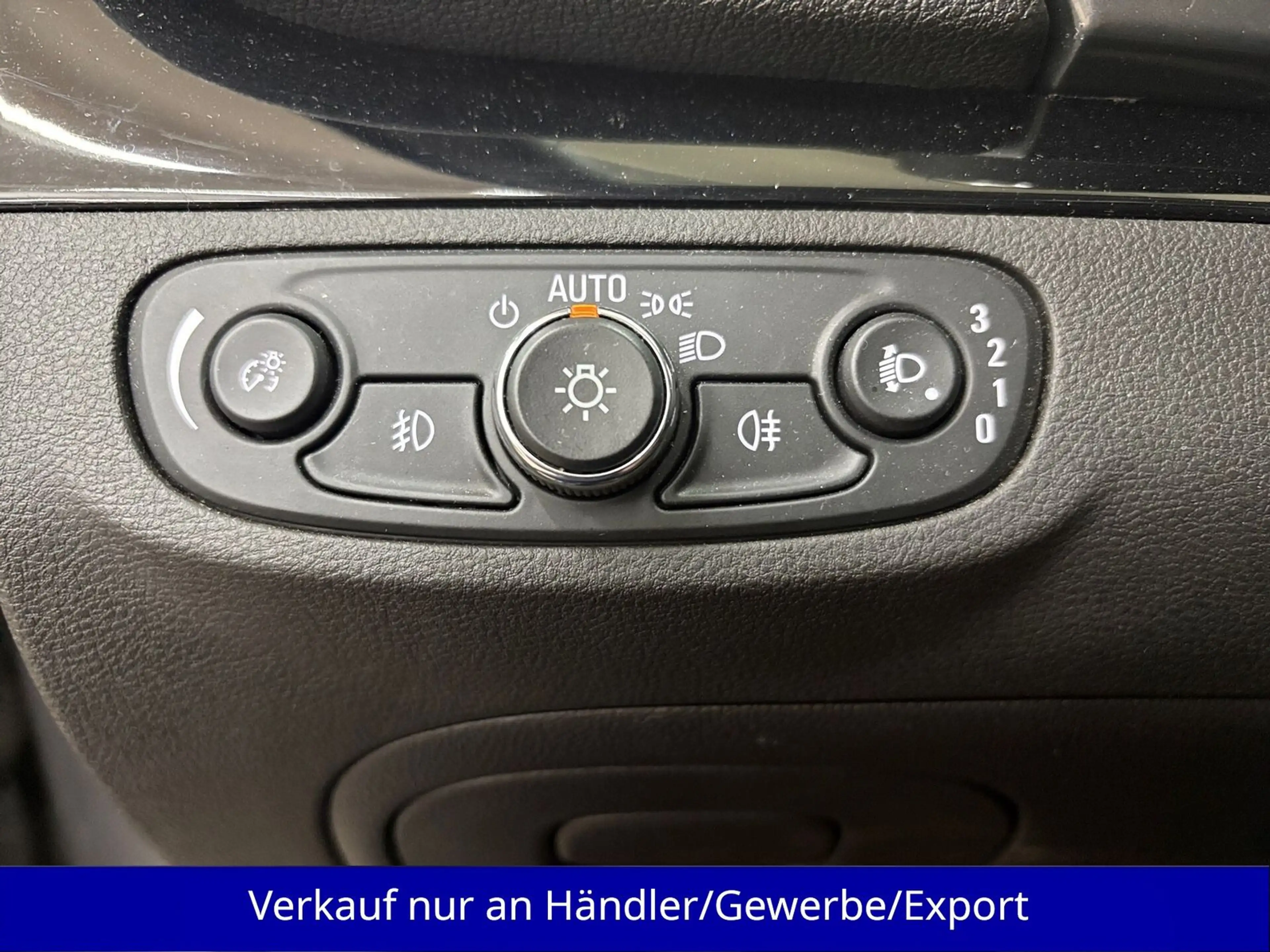 Opel Mokka X 1.6 CDTI Automatik AAC SHZ PDC AHK — photo 15
