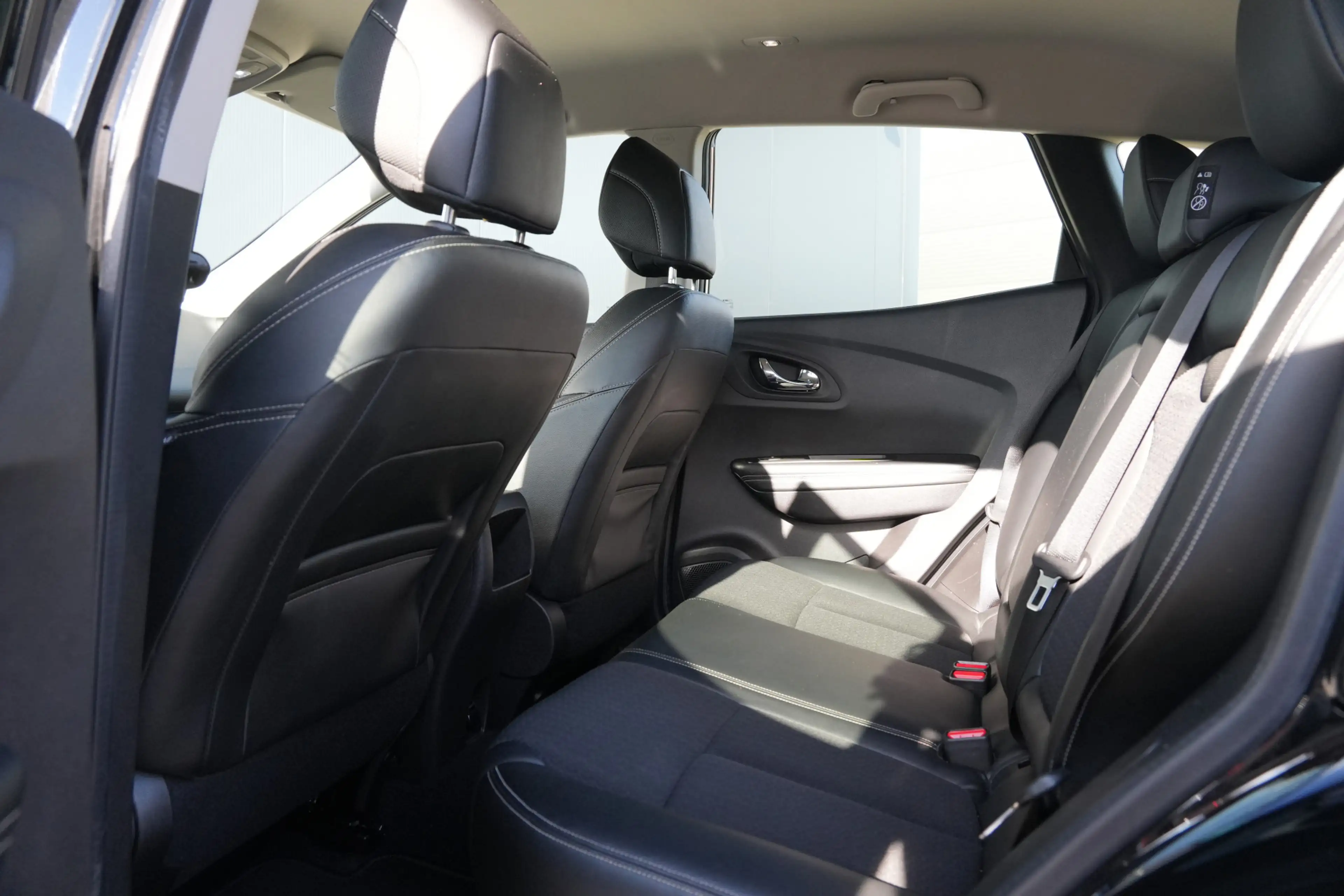 Renault Kadjar 1.2 TCe Intens 130pk - Navi - Cruise - Camera - Bl — photo 14