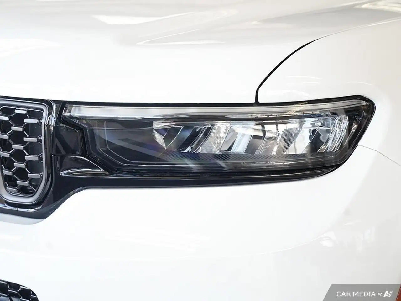 Jeep Grand Cherokee снимка Jeep Grand Cherokee