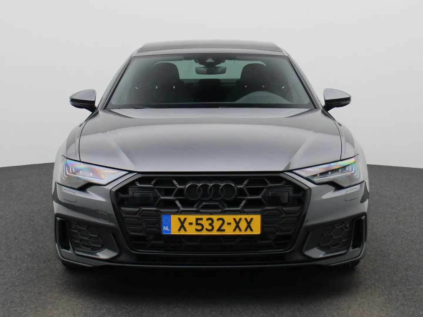 Audi A6 Limousine 40 TFSI S edition Competition | Automaat Grijs - 2