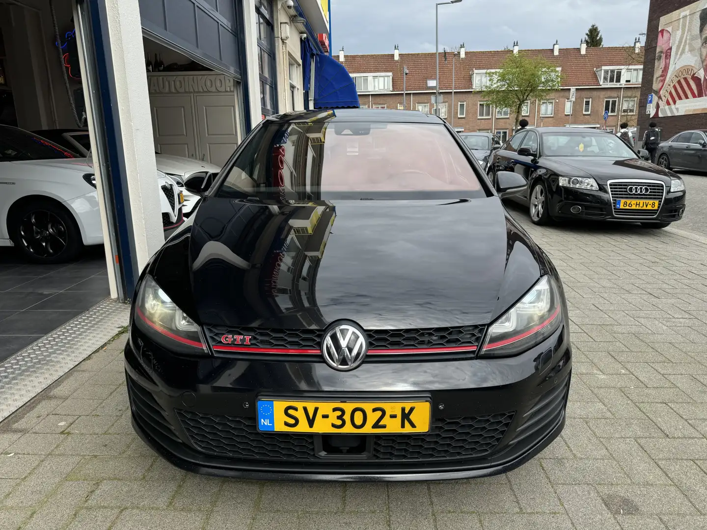 Volkswagen Golf GTI 2.0 TSI Performance LEDER/PANO/CAMERA Zwart - 2