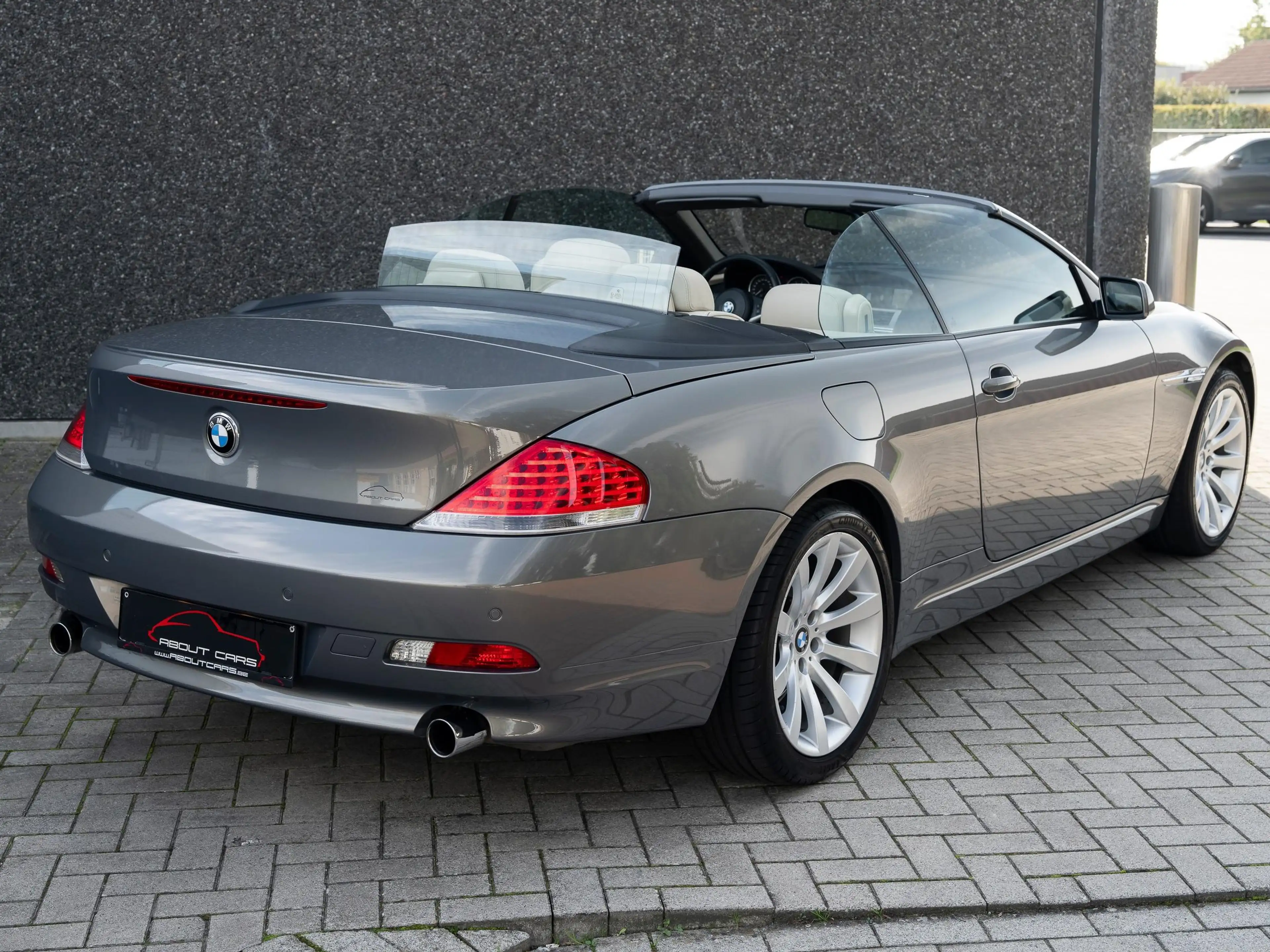 BMW 630 Cabriolet 630i ** Maniakaal onderhouden ** — photo 2