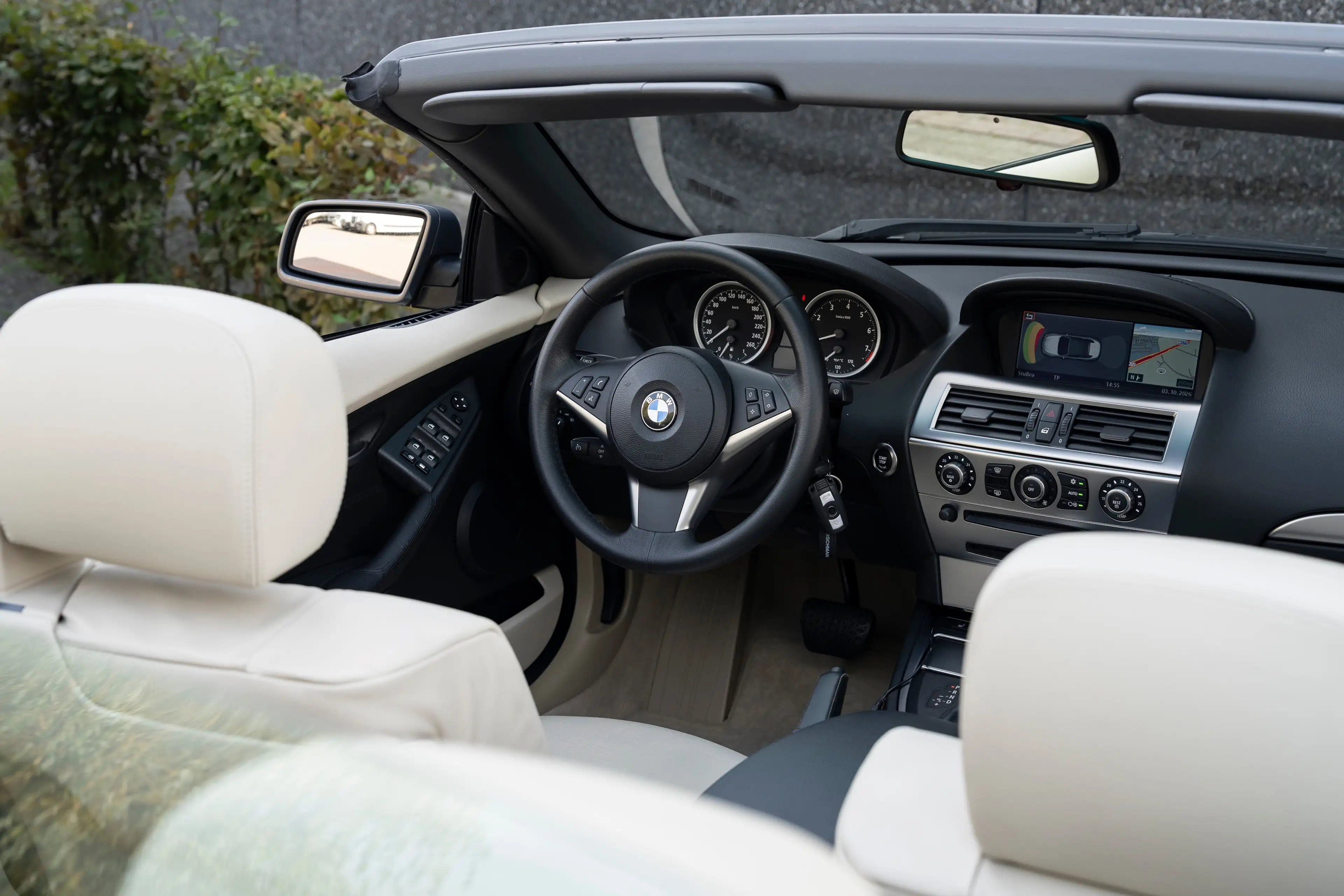 BMW 630 Cabriolet 630i ** Maniakaal onderhouden ** — photo 14