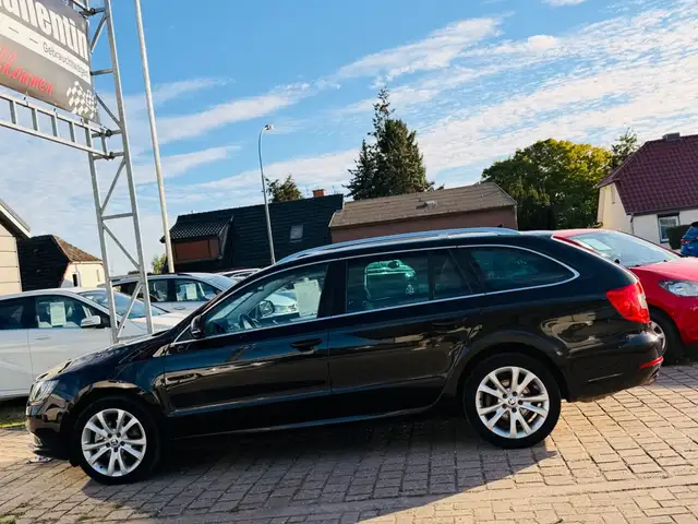 Skoda Superb view 4