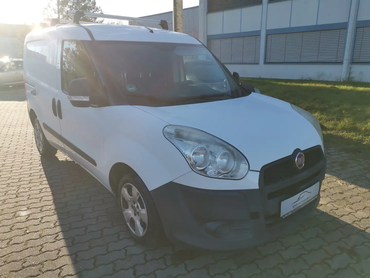 Fiat Doblo Basis Kasten 1.3 JTD TÜV 1.Hand MwSt. Weiß - 1