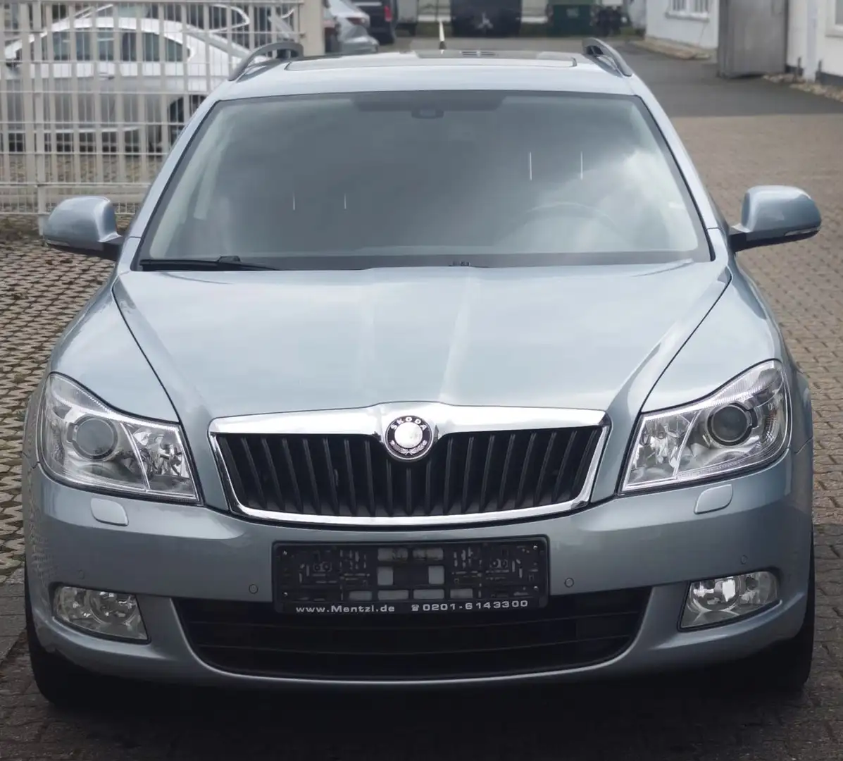Skoda Octavia Combi Elegance Blau - 2