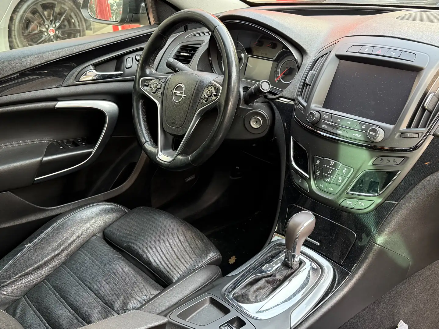 Opel Insignia 1.6 CDTi / Boite auto / Sport / Full Option / Bose Zwart - 2