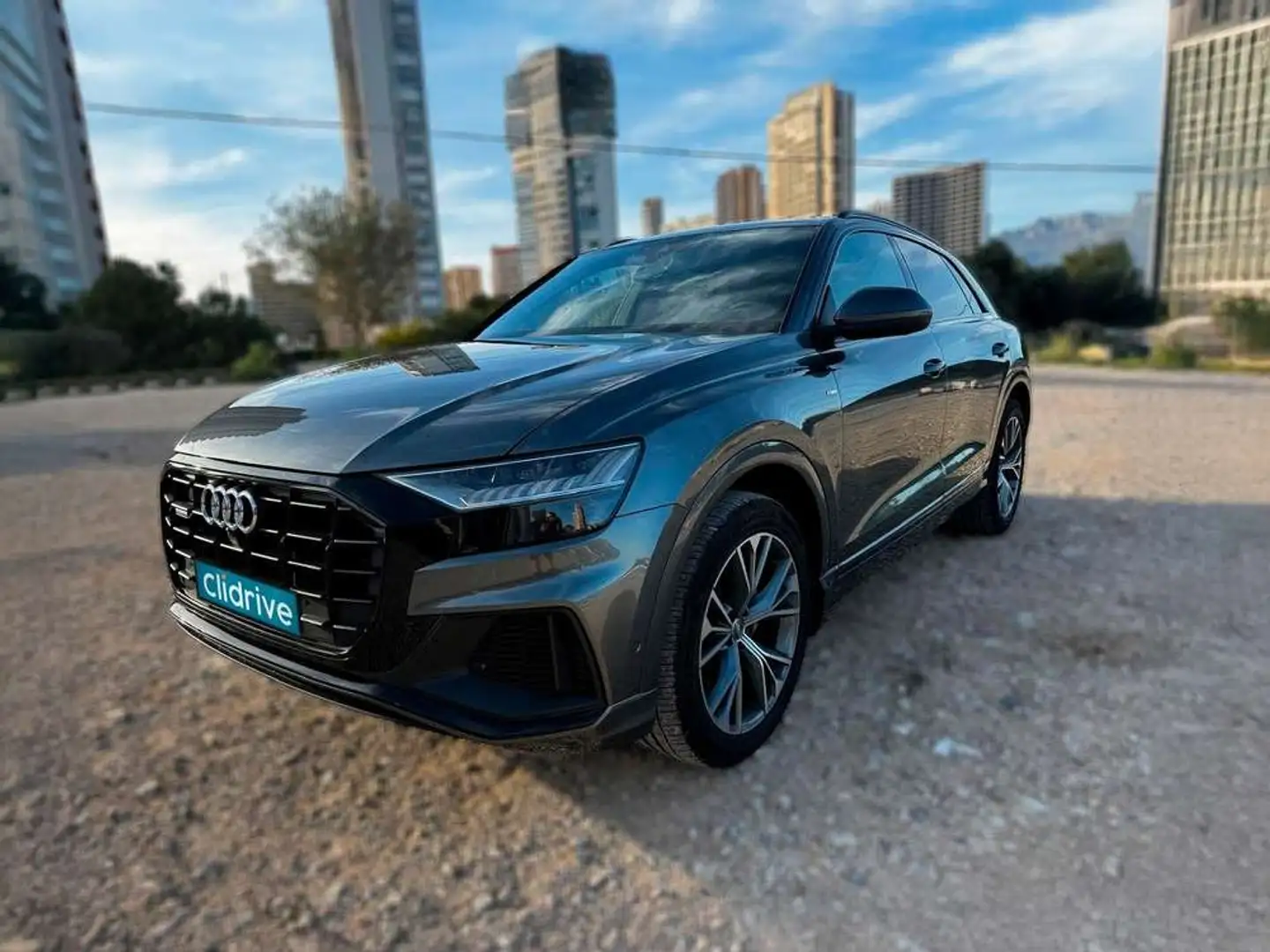 Audi Q8 50 TDI S line quattro tiptronic 210kW Gris - 2