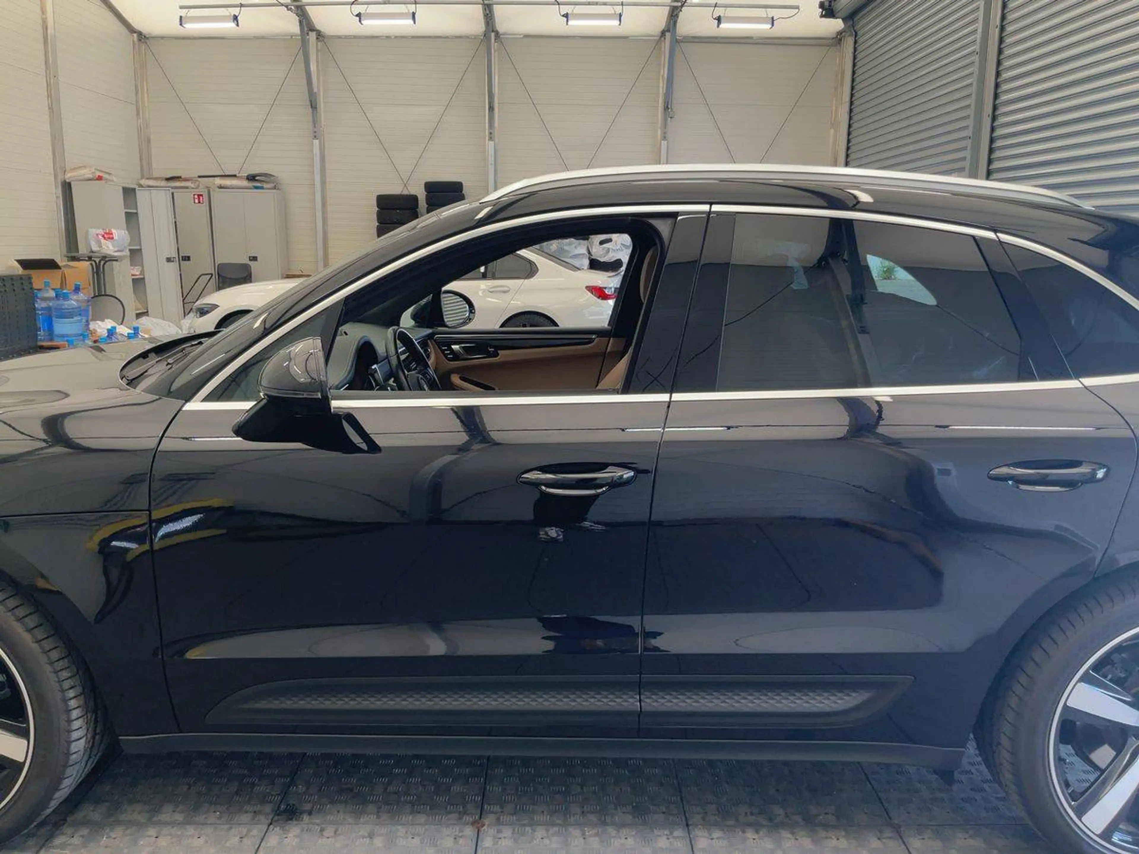 Porsche Macan S — photo 7